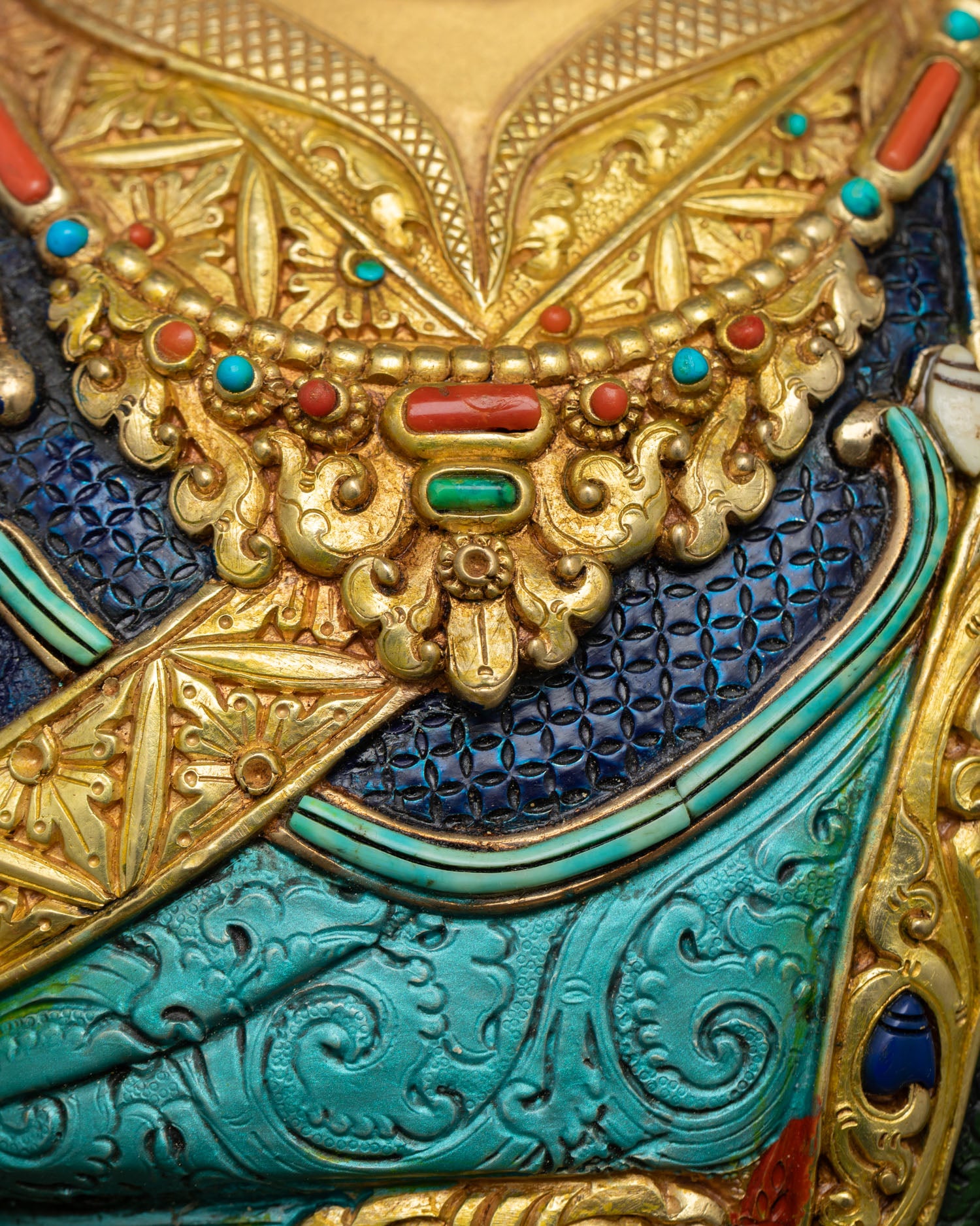 Lotus-Born Guru Rinpoche Statue | The Great Second Buddha