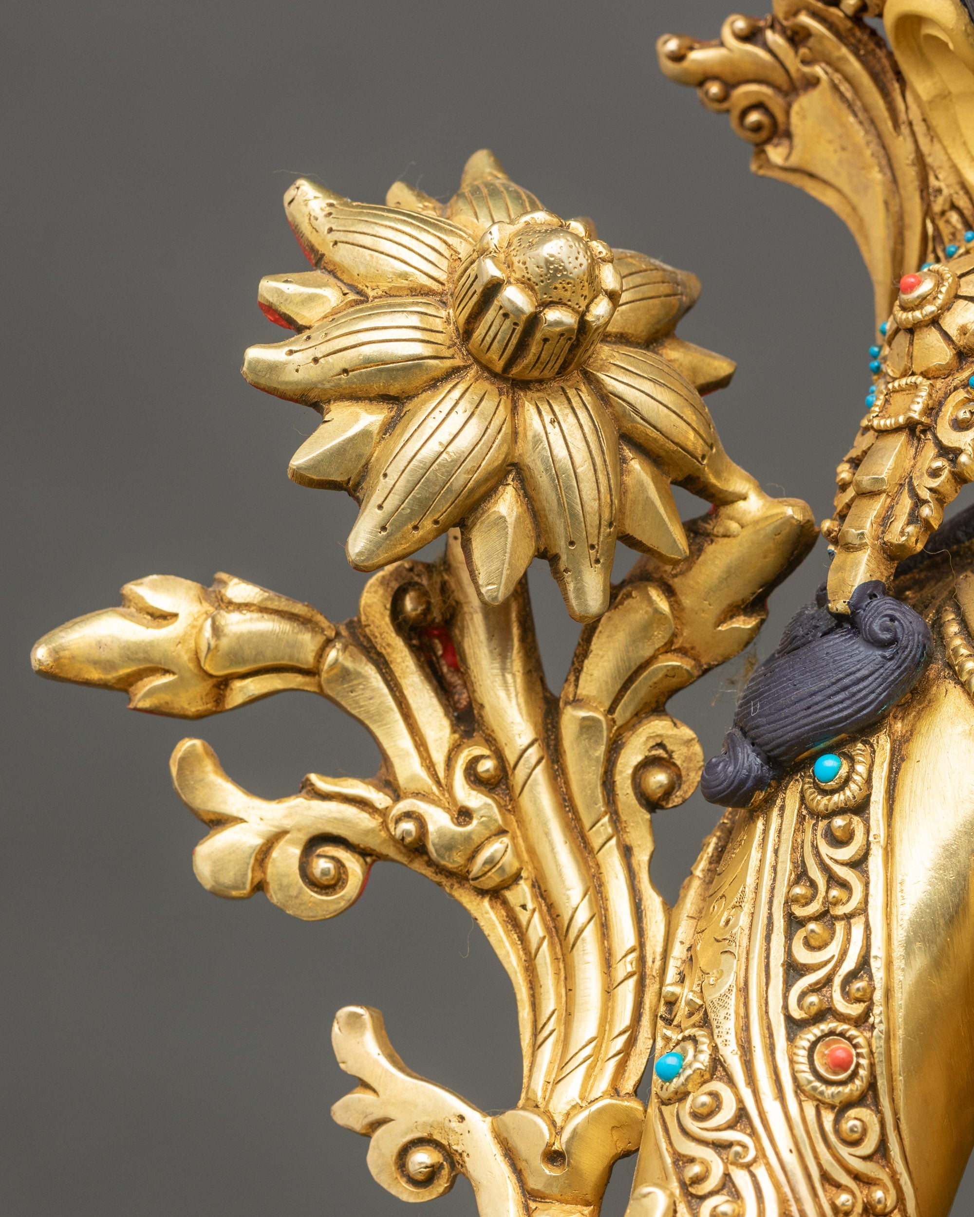 Peaceful Green Tara – Handcrafted Sculpture for Inner Clarity