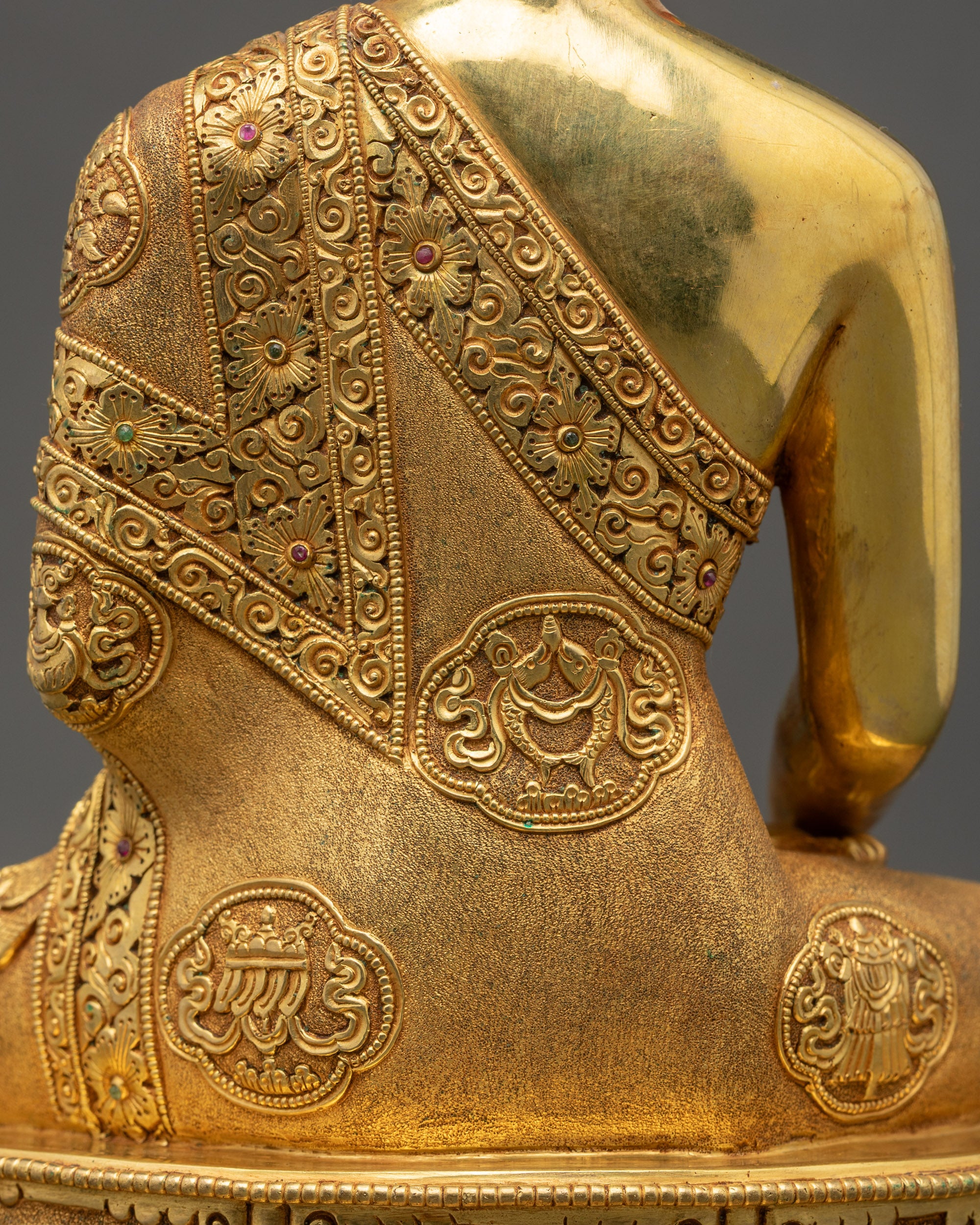 Buy Shakyamuni Buddha Statue | Handcrafted Gold-Gilded Nepalese Art