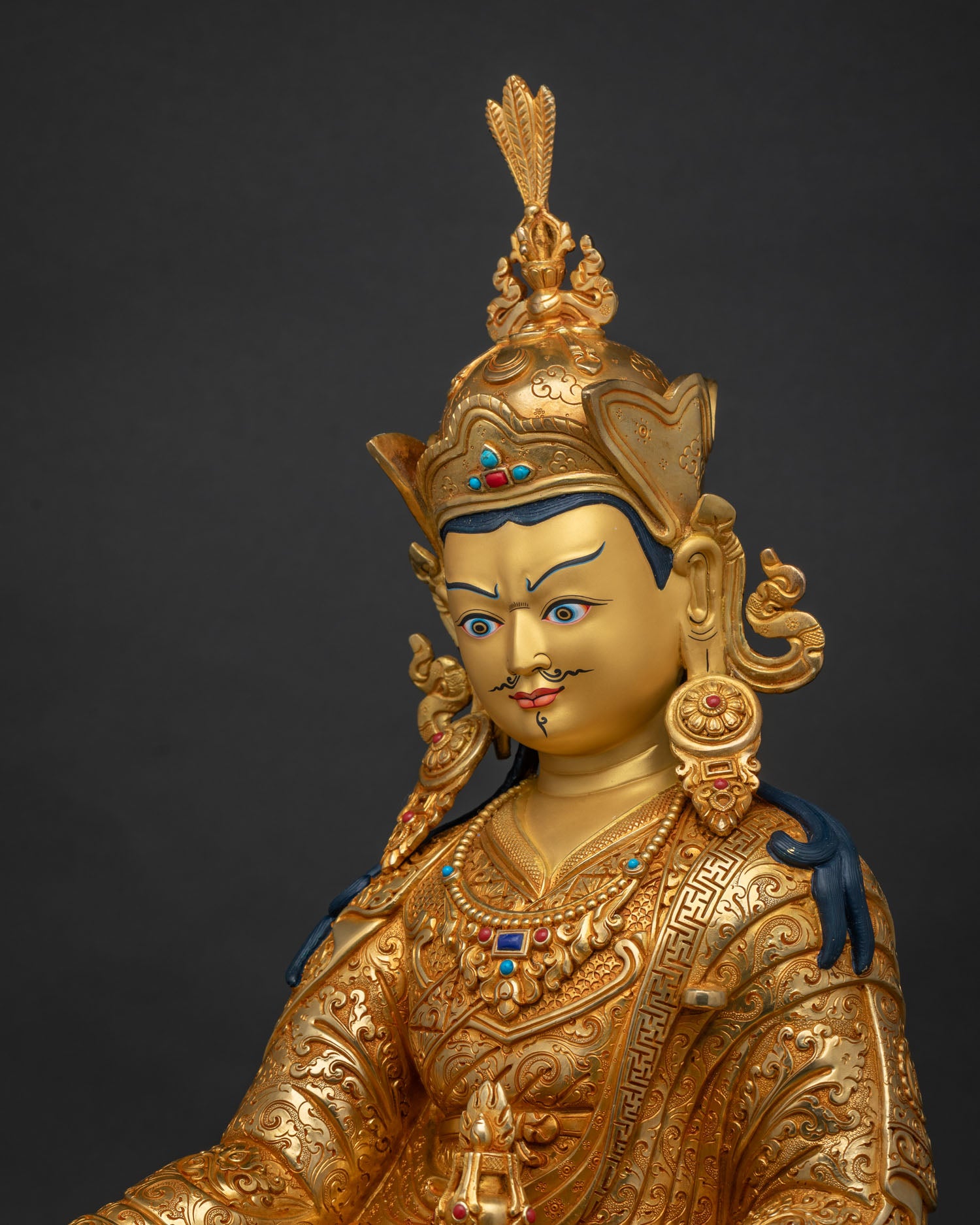 Guru Rinpoche Statue