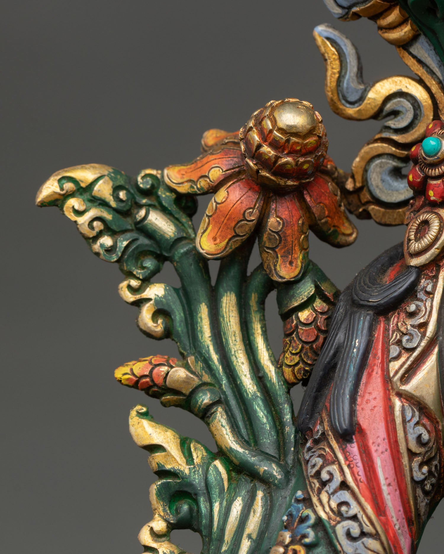 Green Tara Statue - Symbols of Compassion and Protection
