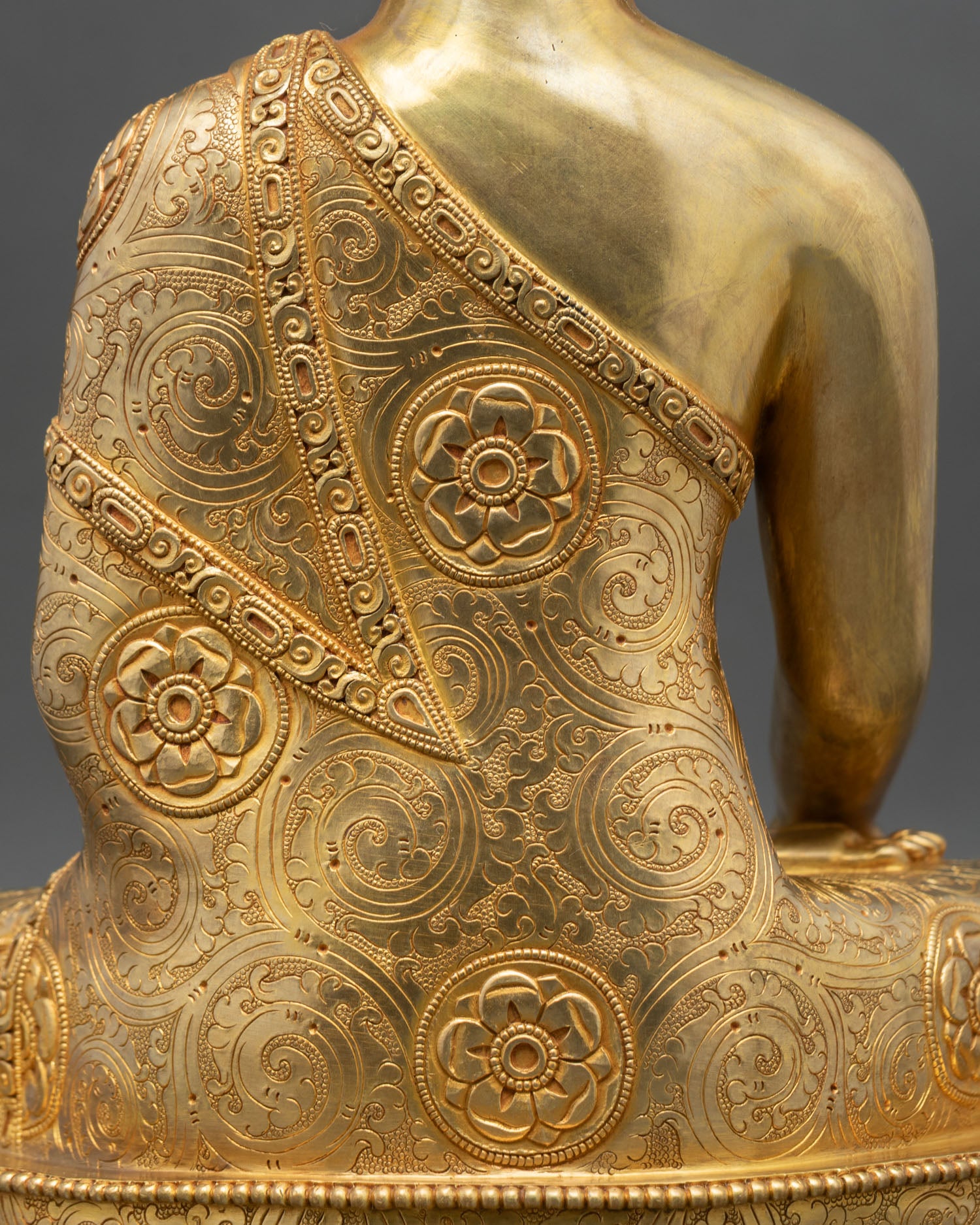 Buddha Shakyamuni – Handcrafted Copper Buddhist Sculpture