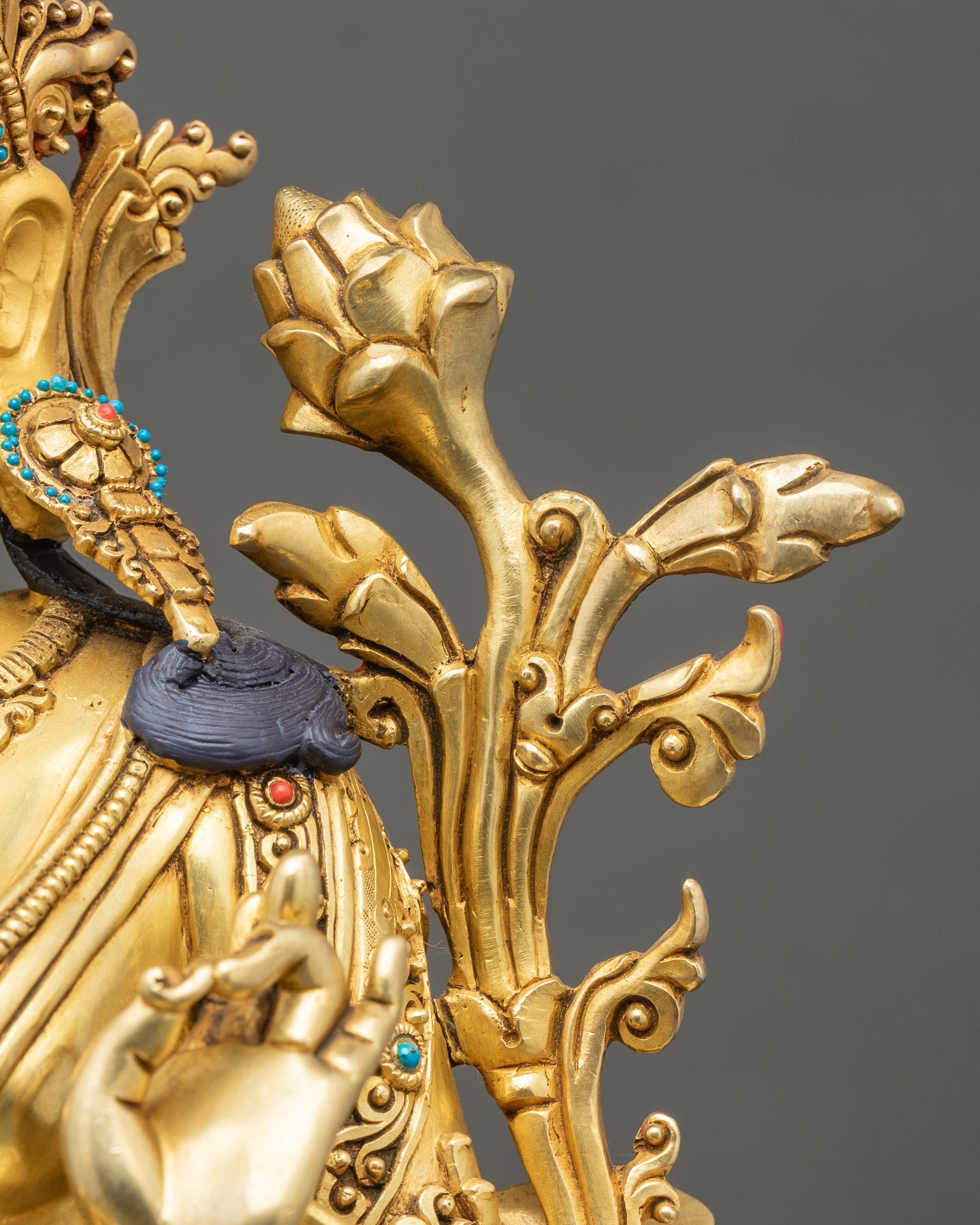 Peaceful Green Tara – Handcrafted Sculpture for Inner Clarity