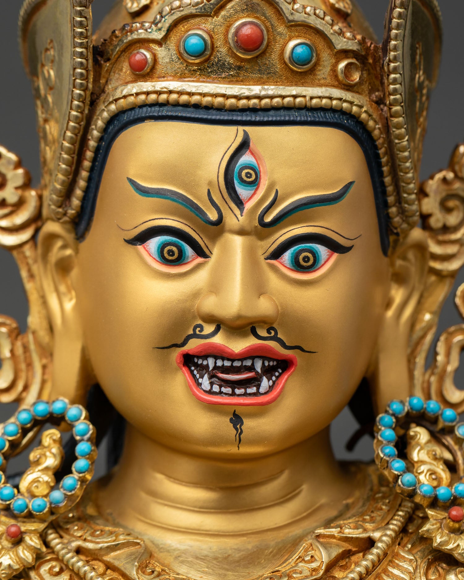 Guru Rinpoche Statue