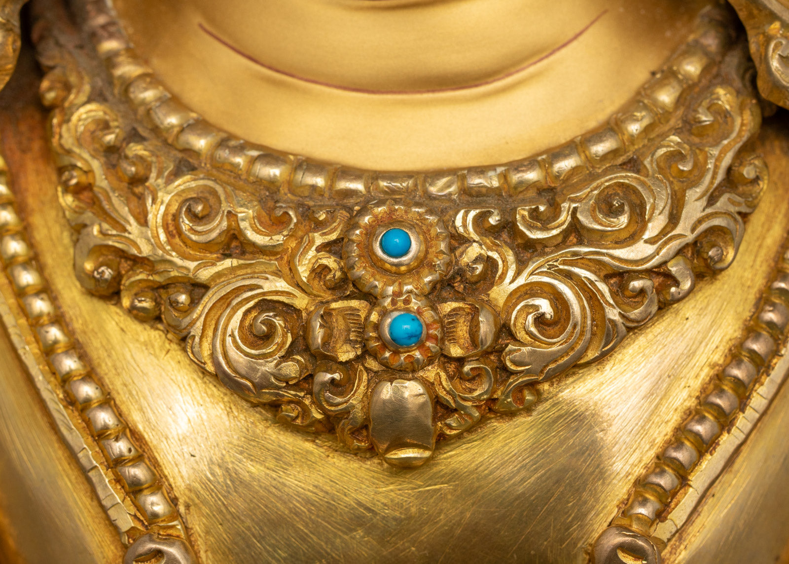 Amitayus Statue: Symbol of Longevity and Spiritual Serenity