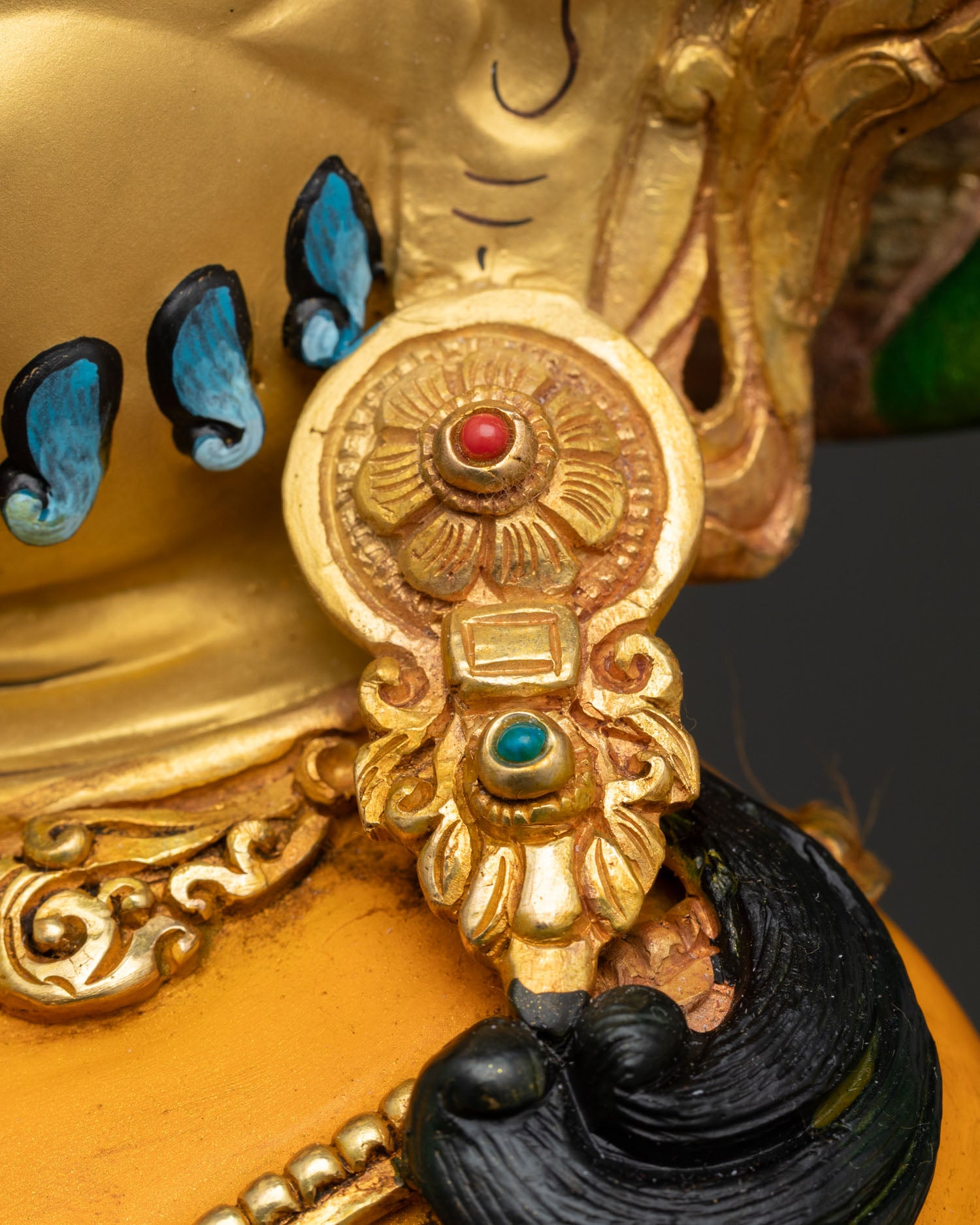 Dzambhala Statue | Buddhist Wealth and Fortune Deity