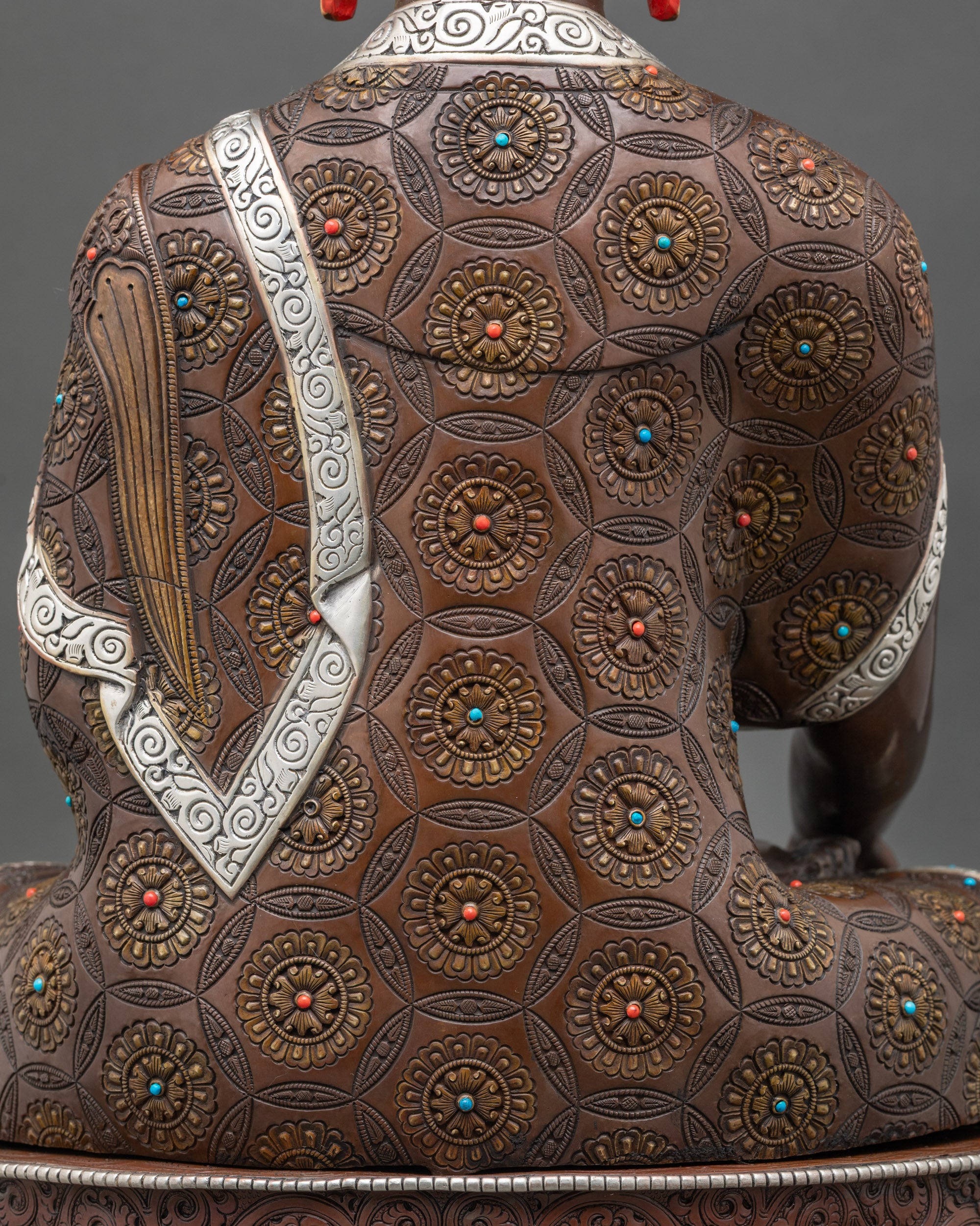 Enlightened Shakyamuni Buddha Sculpture | Nepalese Copper Artwork