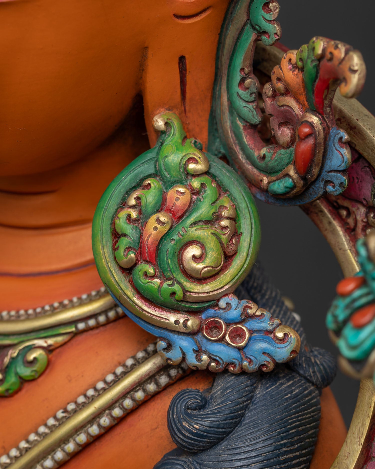 Hand-Painted Manjushri Statue in Lalitasana – Bodhisattva of Wisdom