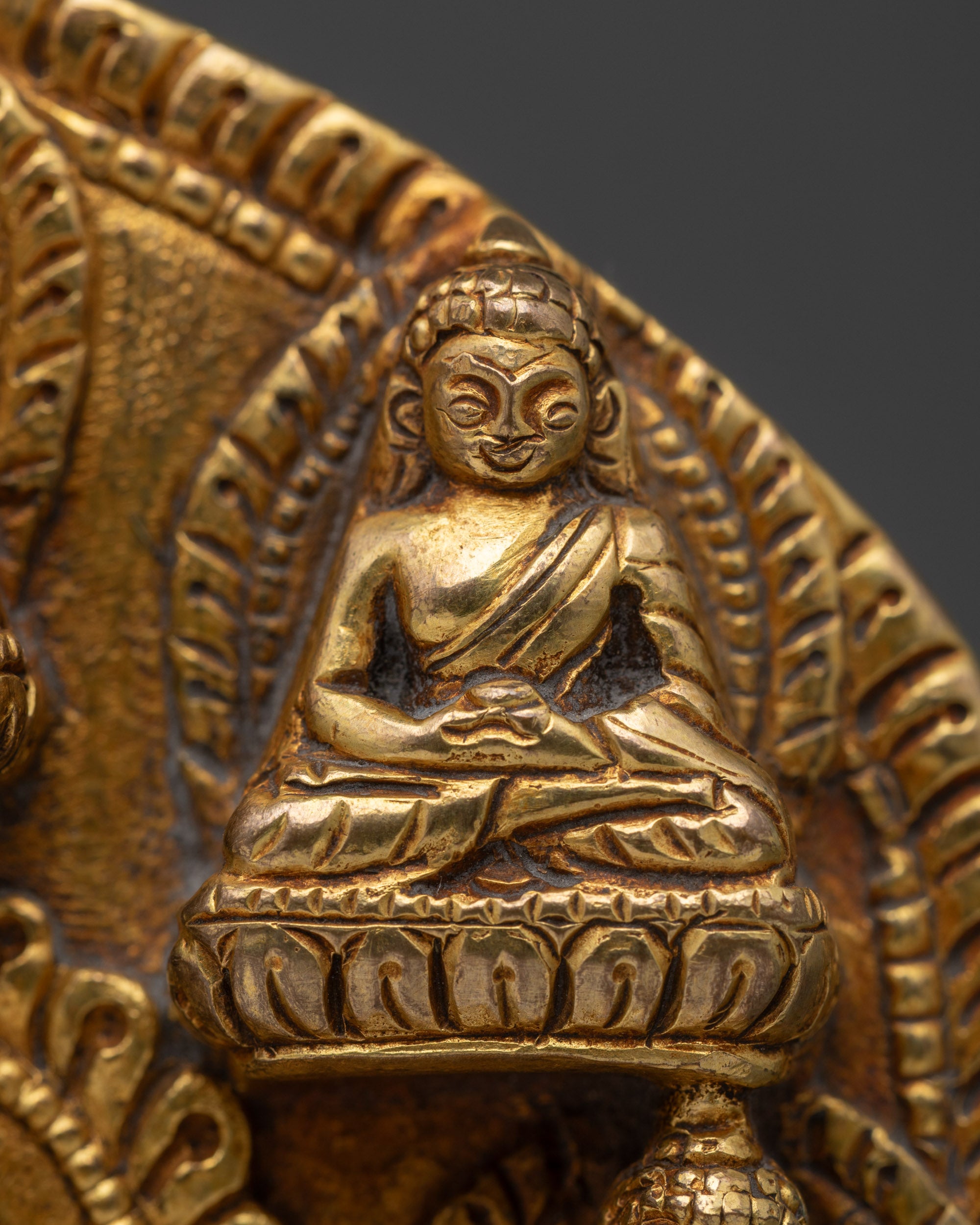 Seated Shakyamuni Buddha – Copper Altar and Meditation Statue