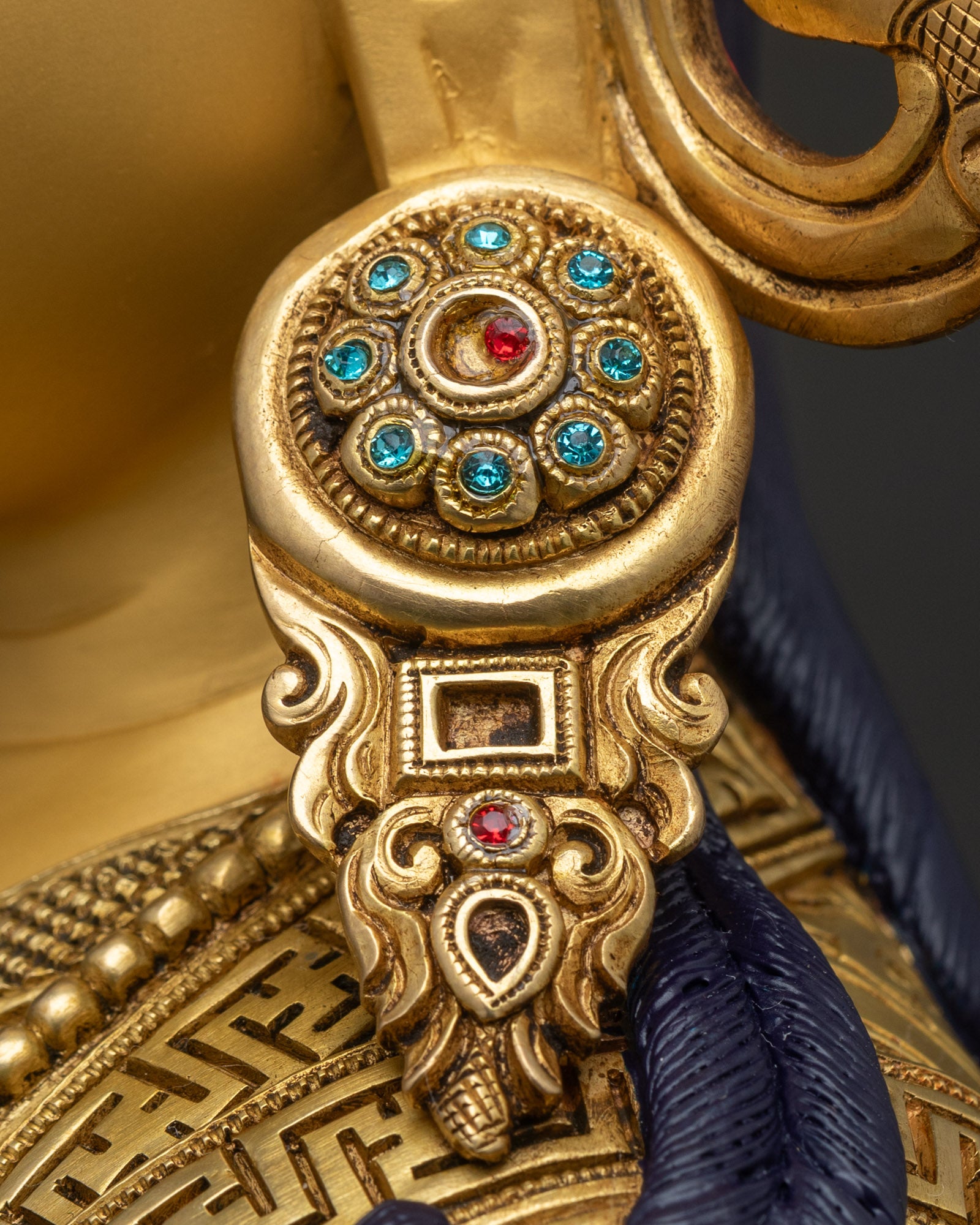 Guru Rinpoche (Padmasambhava) Statue | Traditional Tibetan Sculpture