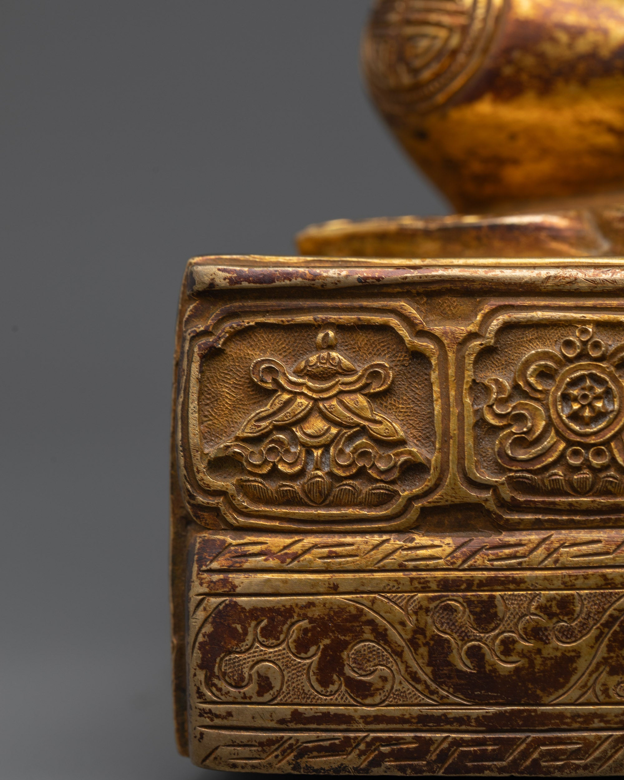 Deva Guru Rinpoche Statue