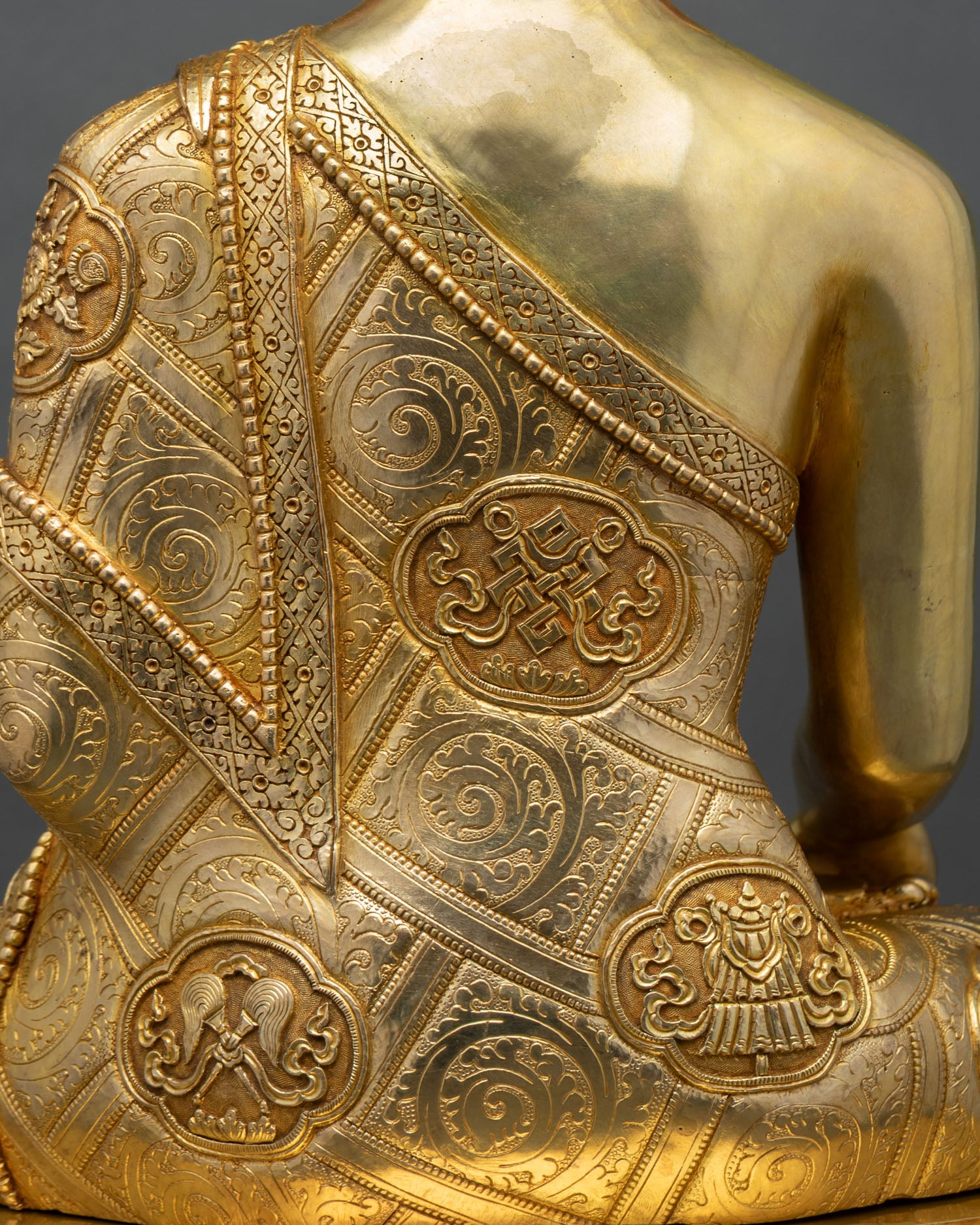 Enlightened Shakyamuni Buddha Statue – Peaceful Home Decor