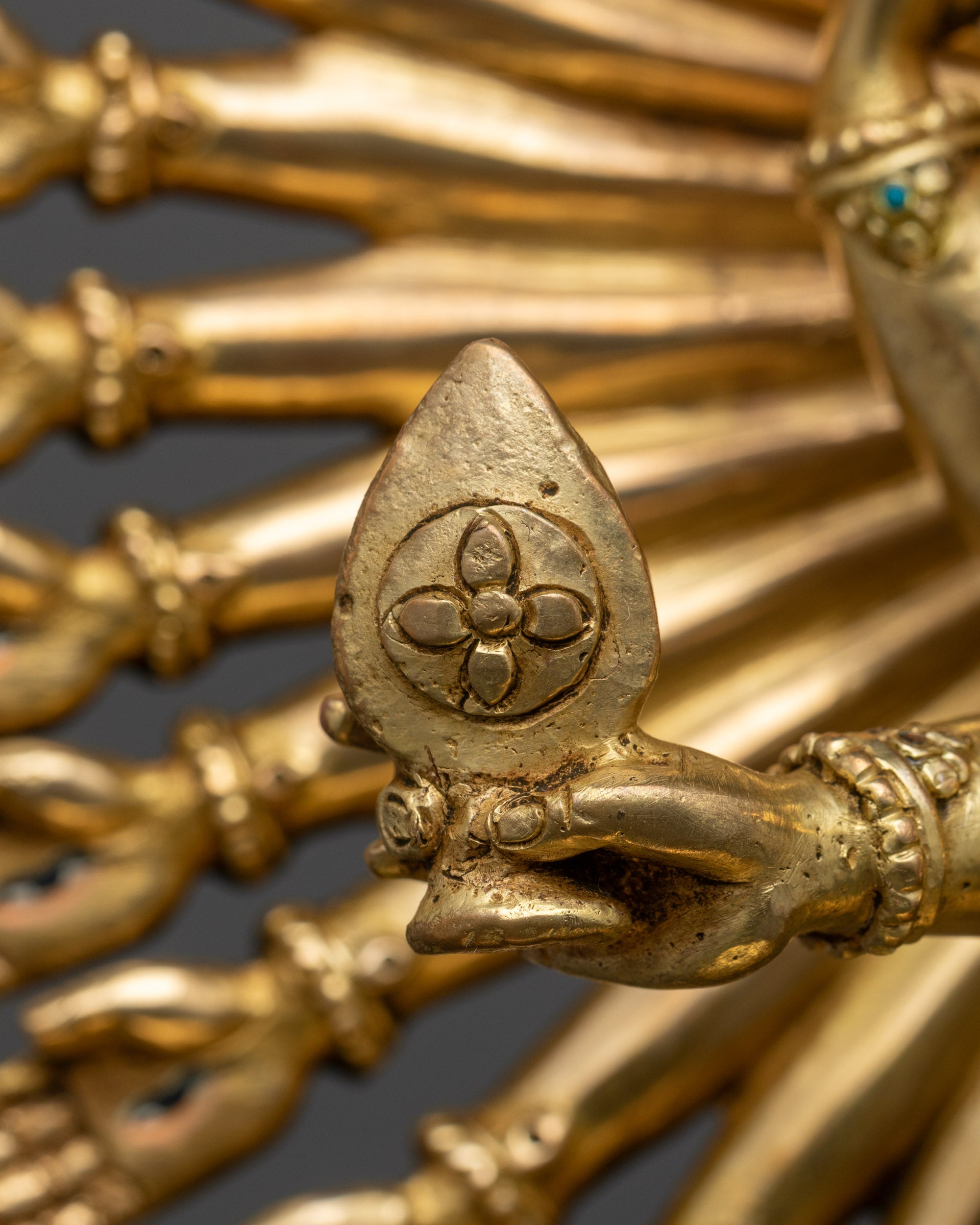 1000-Armed Chenrezig Statue | Vajrayana Bodhisattva of Compassion