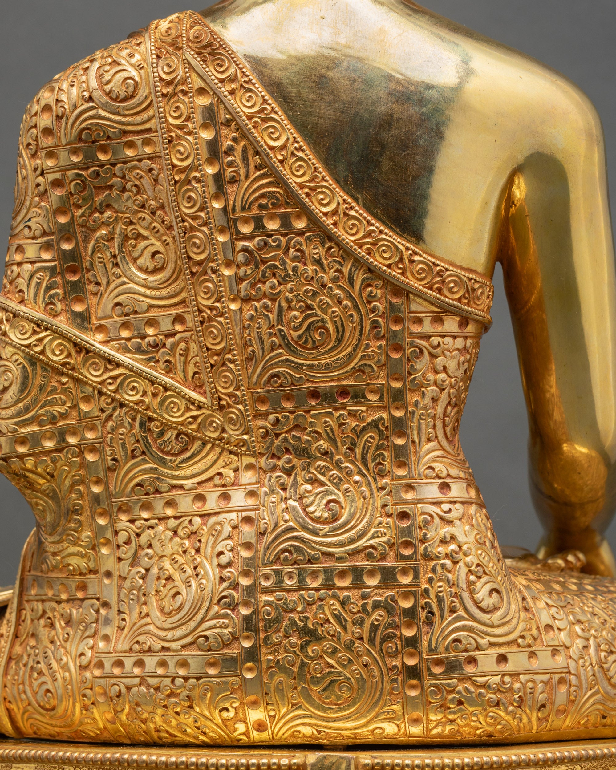 Siddhartha Gautama Statue | The Historical Buddha of Enlightenment