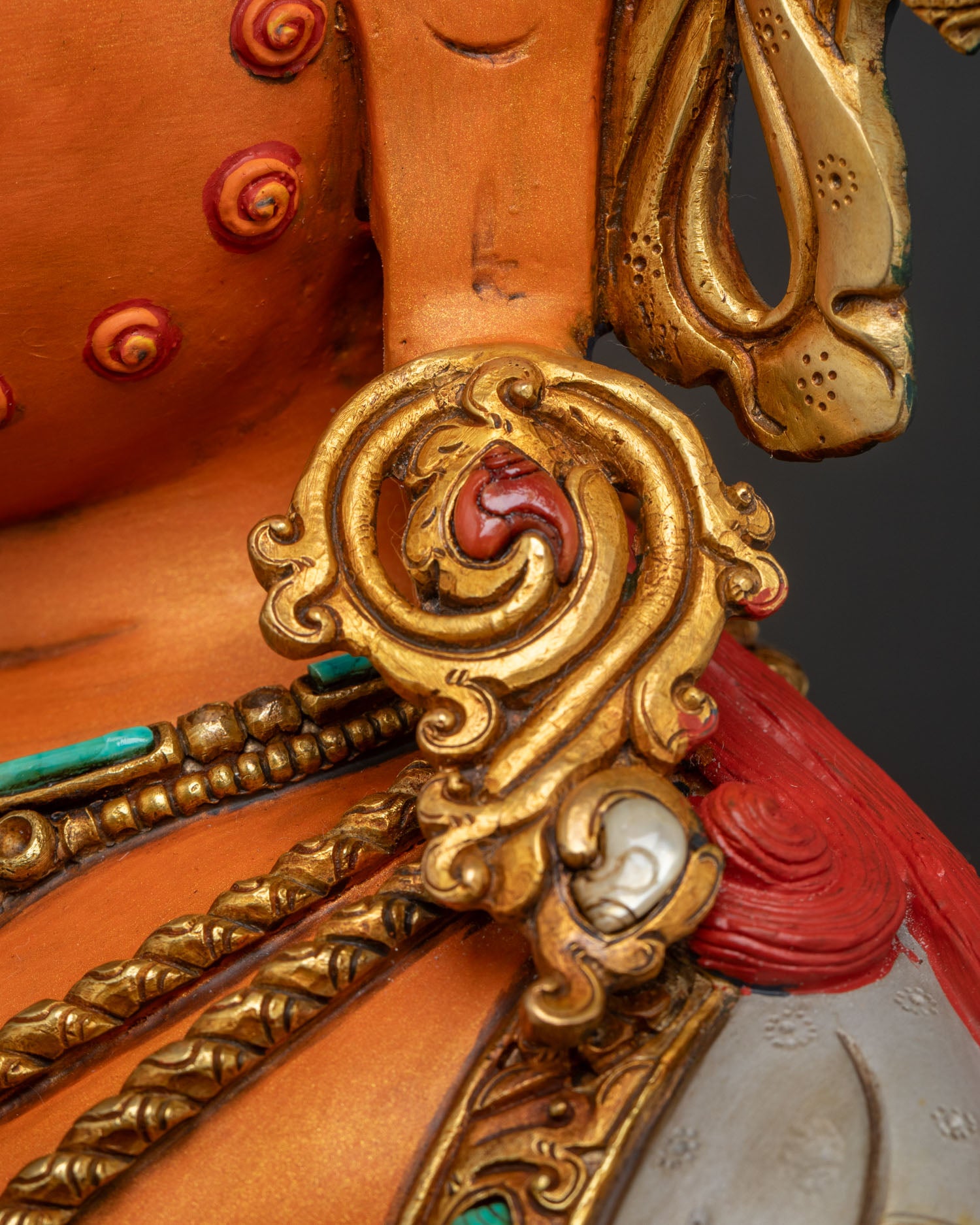 Vibrant Dzambhala Statue | The Guardian of Wealth and Fortune