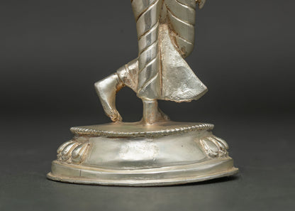 Radha and Krishna Statue