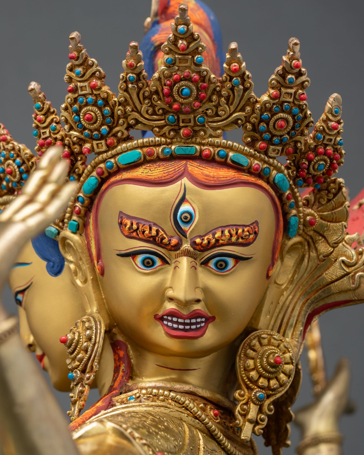 Exquisite Namgyalma Statue | Buddhist Figurine Nepal