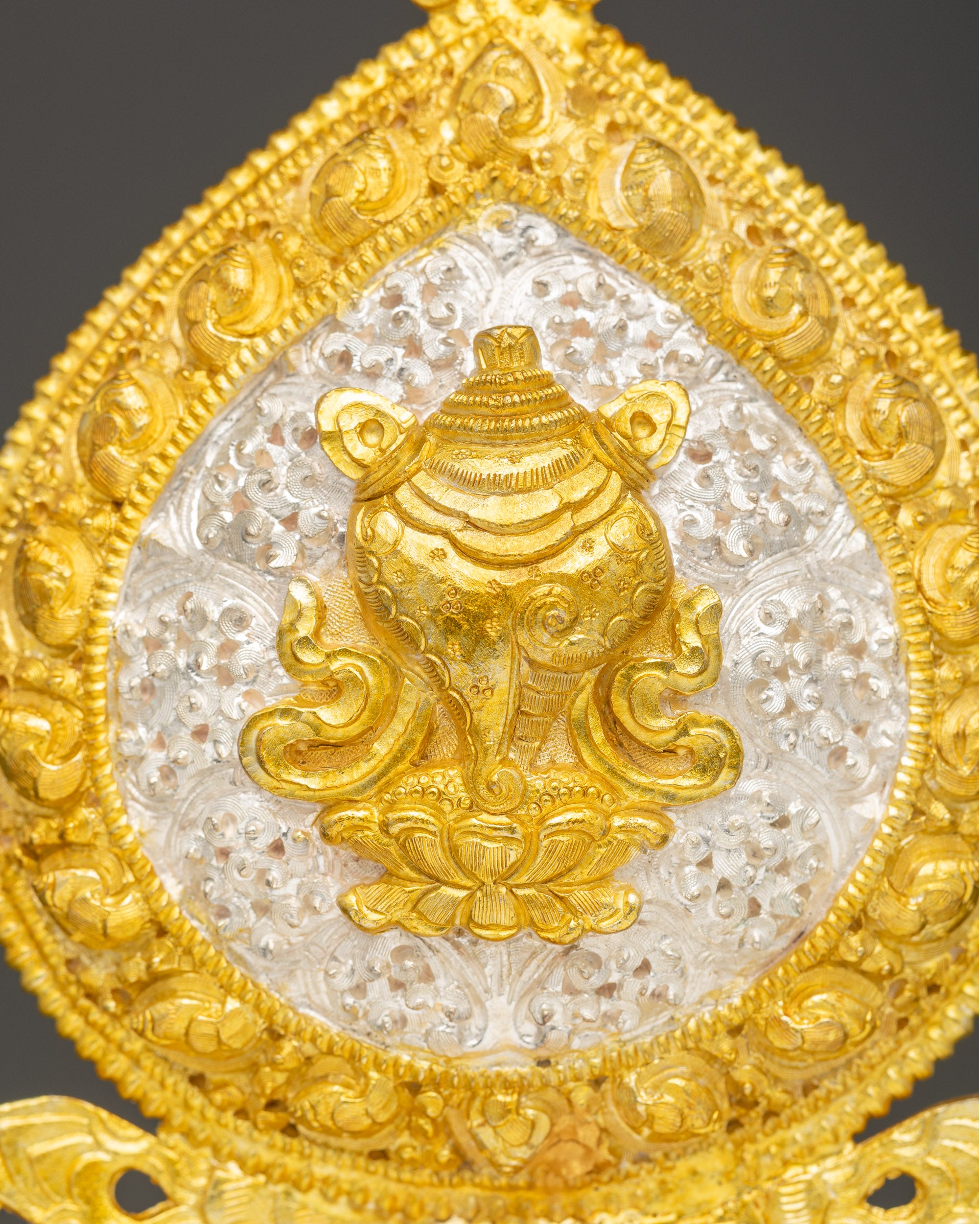 Buddhist Astamangala Ritual Set for Mindfulness