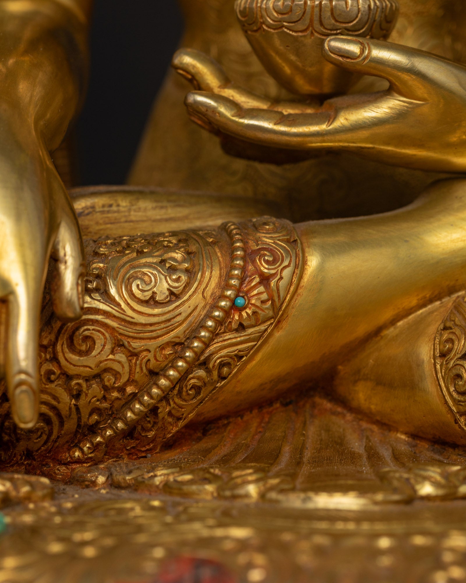 Shakyamuni Buddha Enthroned: Symbol of Enlightenment and Compassion