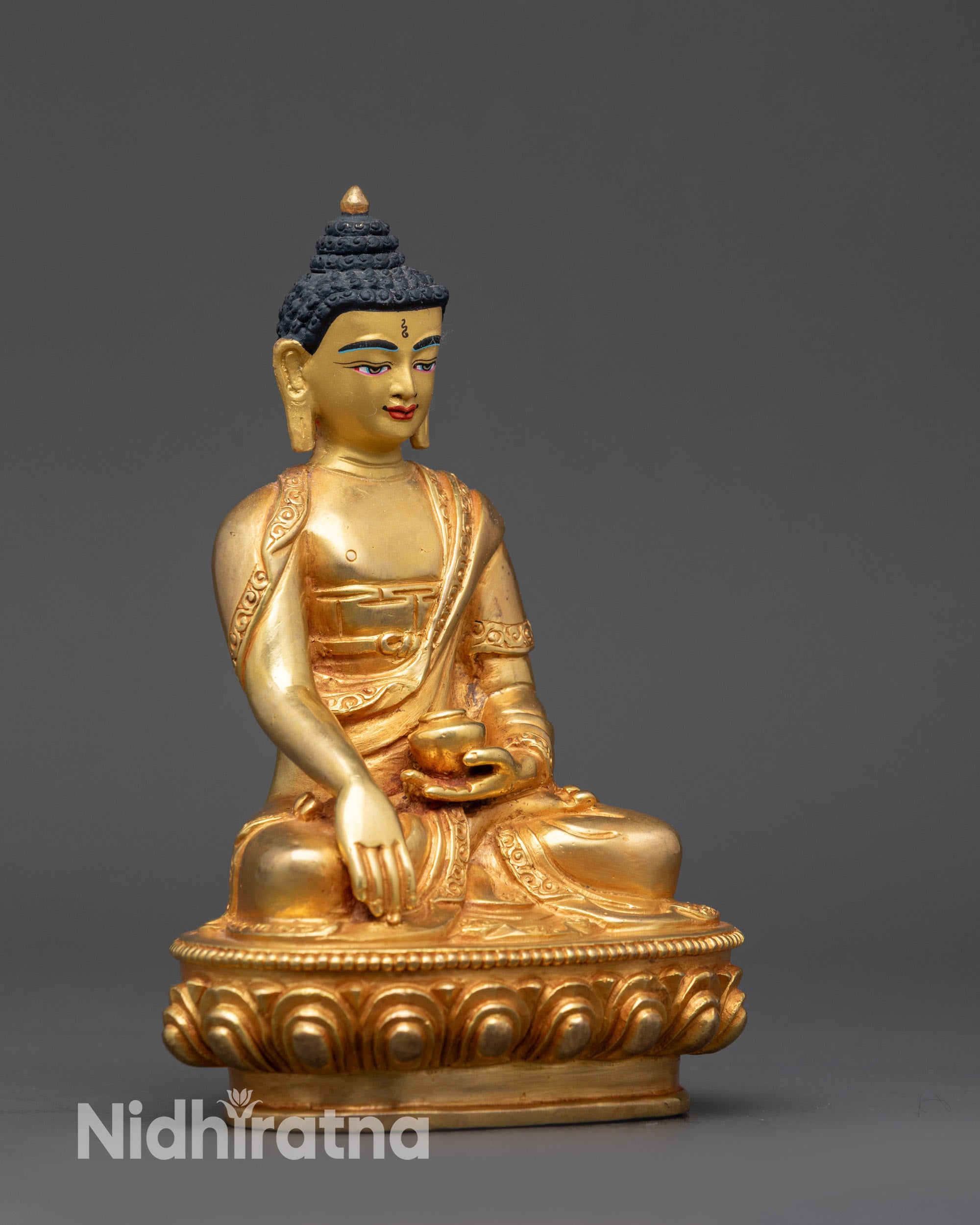 Buddha Shakyamuni Statue