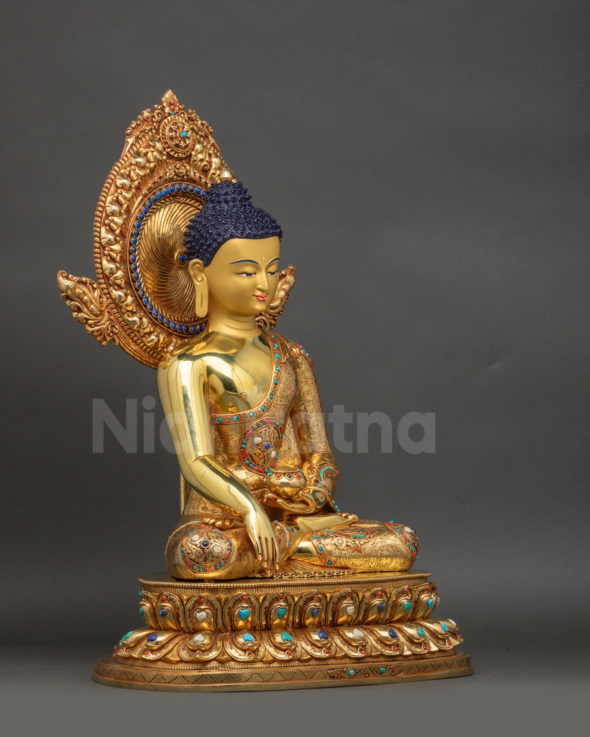 Buddha Shakyamuni Statue