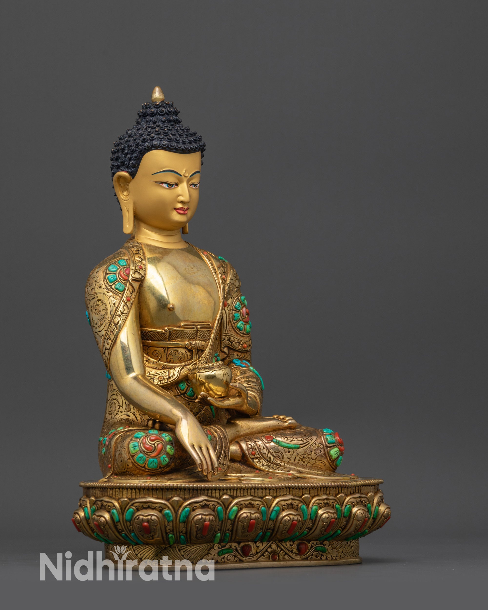 Buddha Shakyamuni Statue