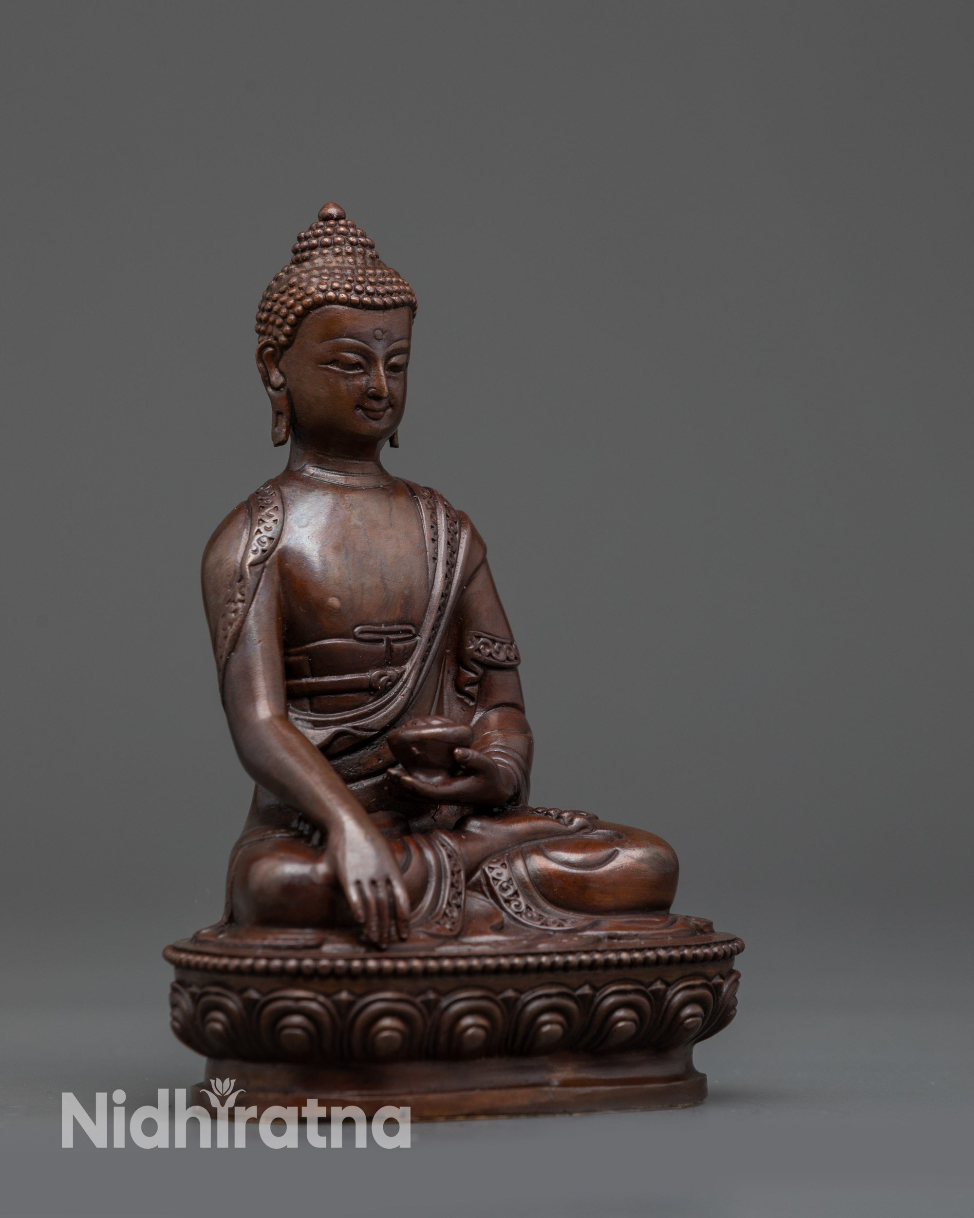Buddha Shakyamuni Statue