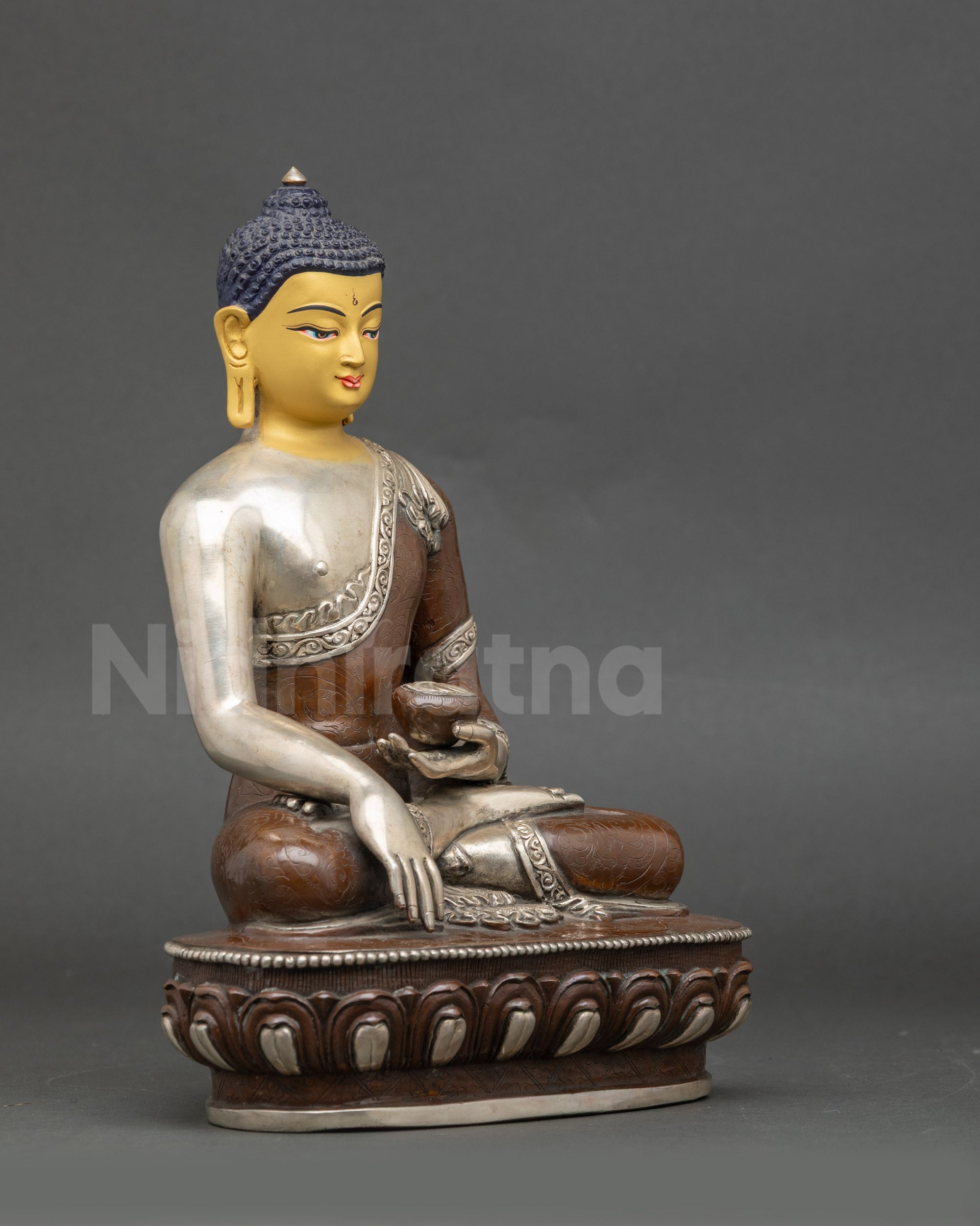 Oxidized Shakyamuni Buddha Statue for Home Decor