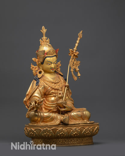 Guru Rinpoche Statue
