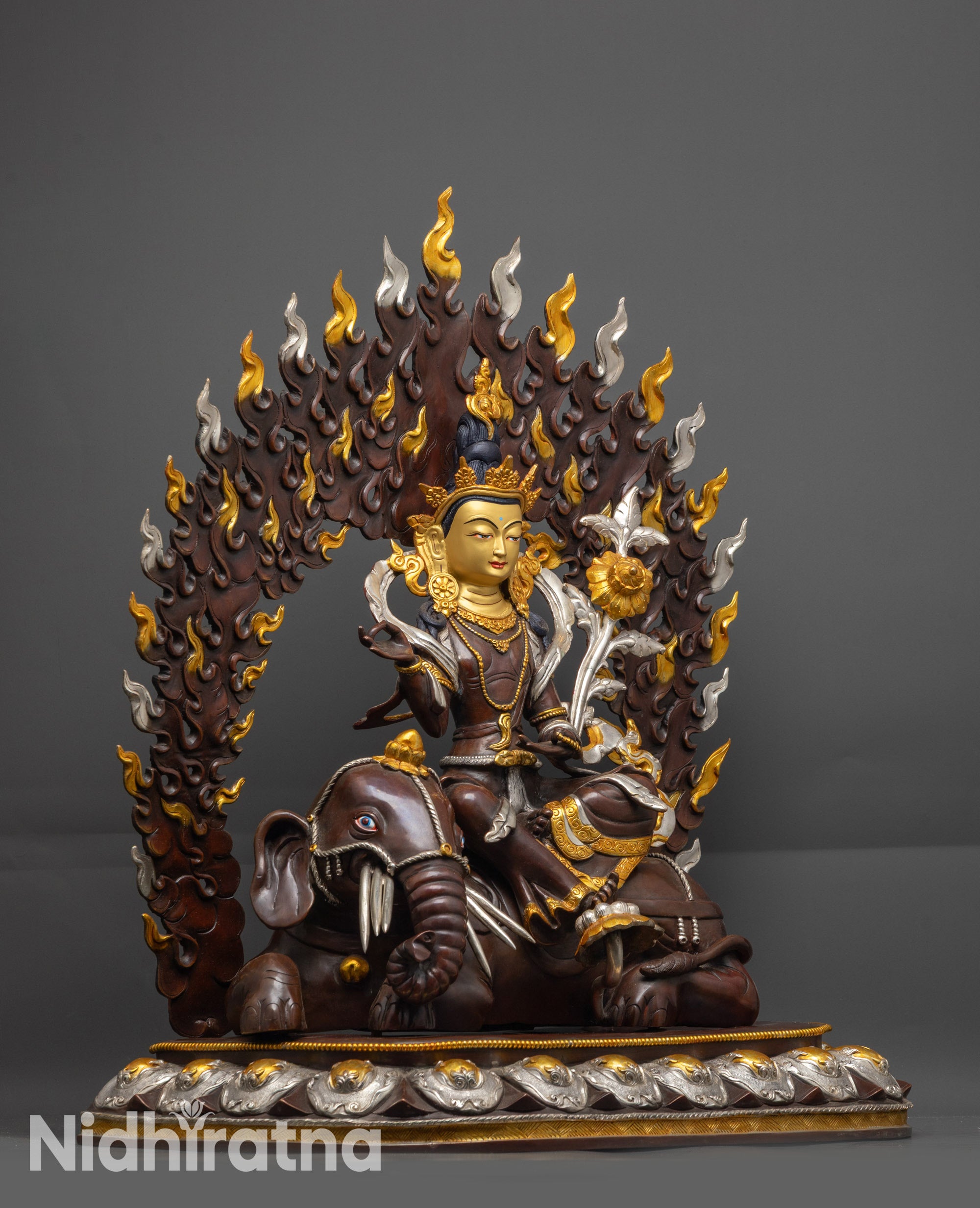 Samantabhadra Statue