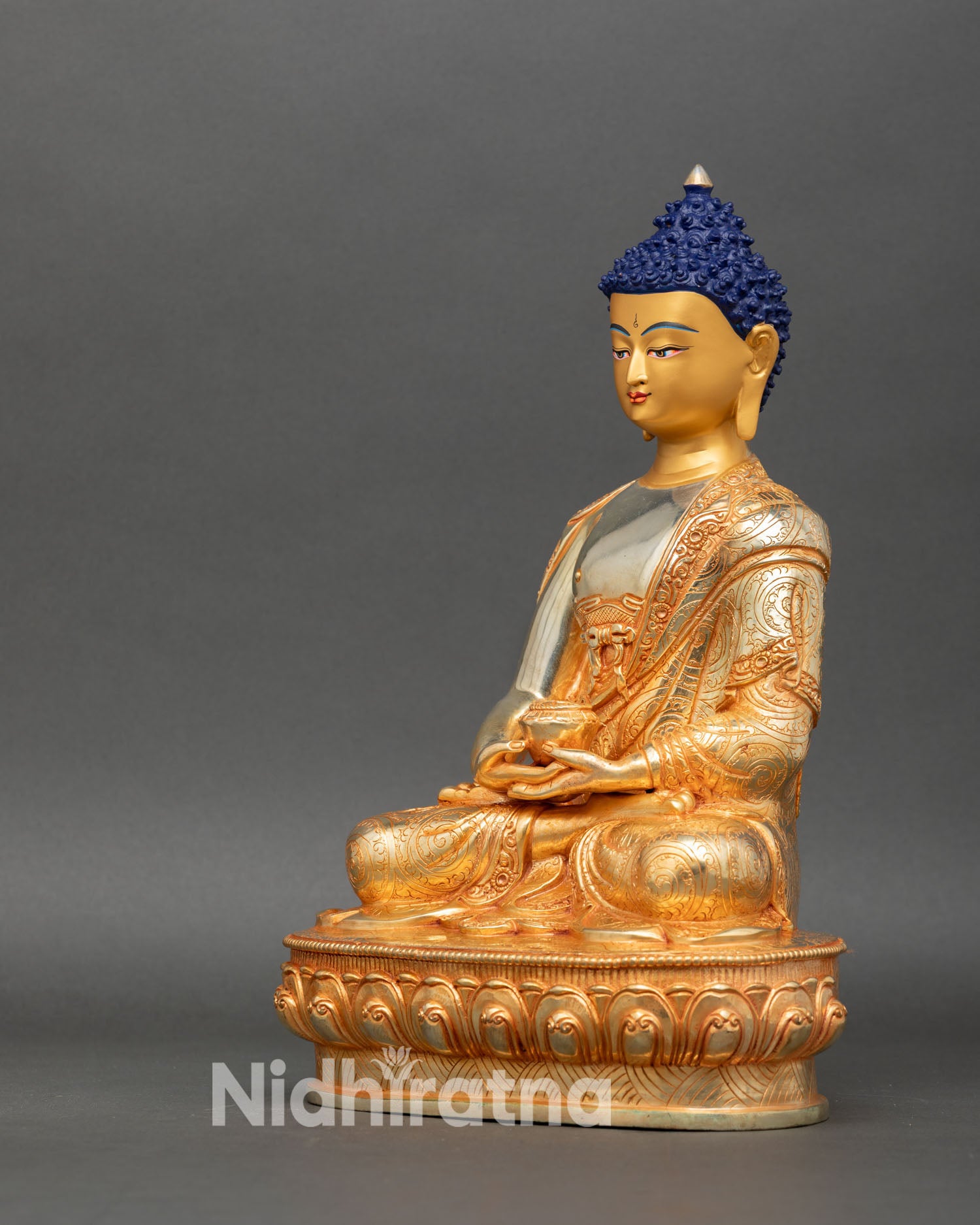 Amitabha Buddha – Buddhist Sculpture of Infinite Light