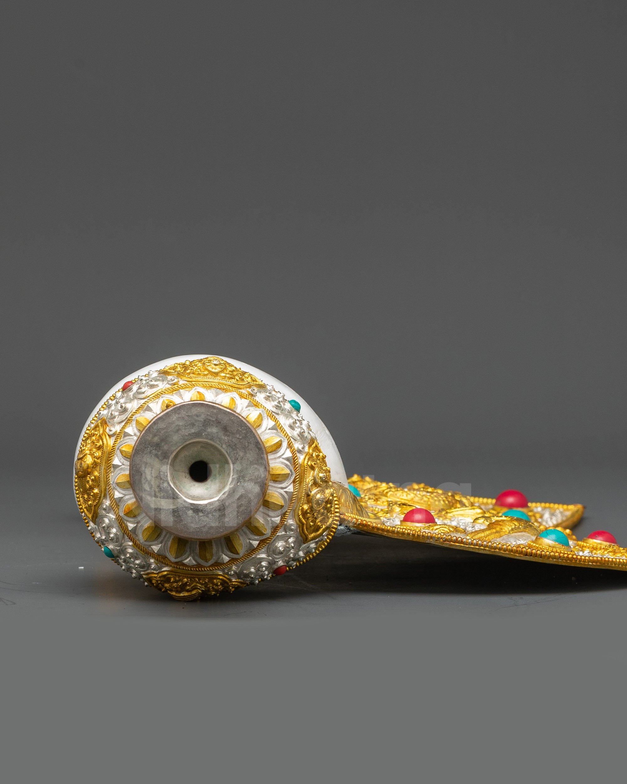 Tibetan Conch Shell – Symbol of Purification and Protection