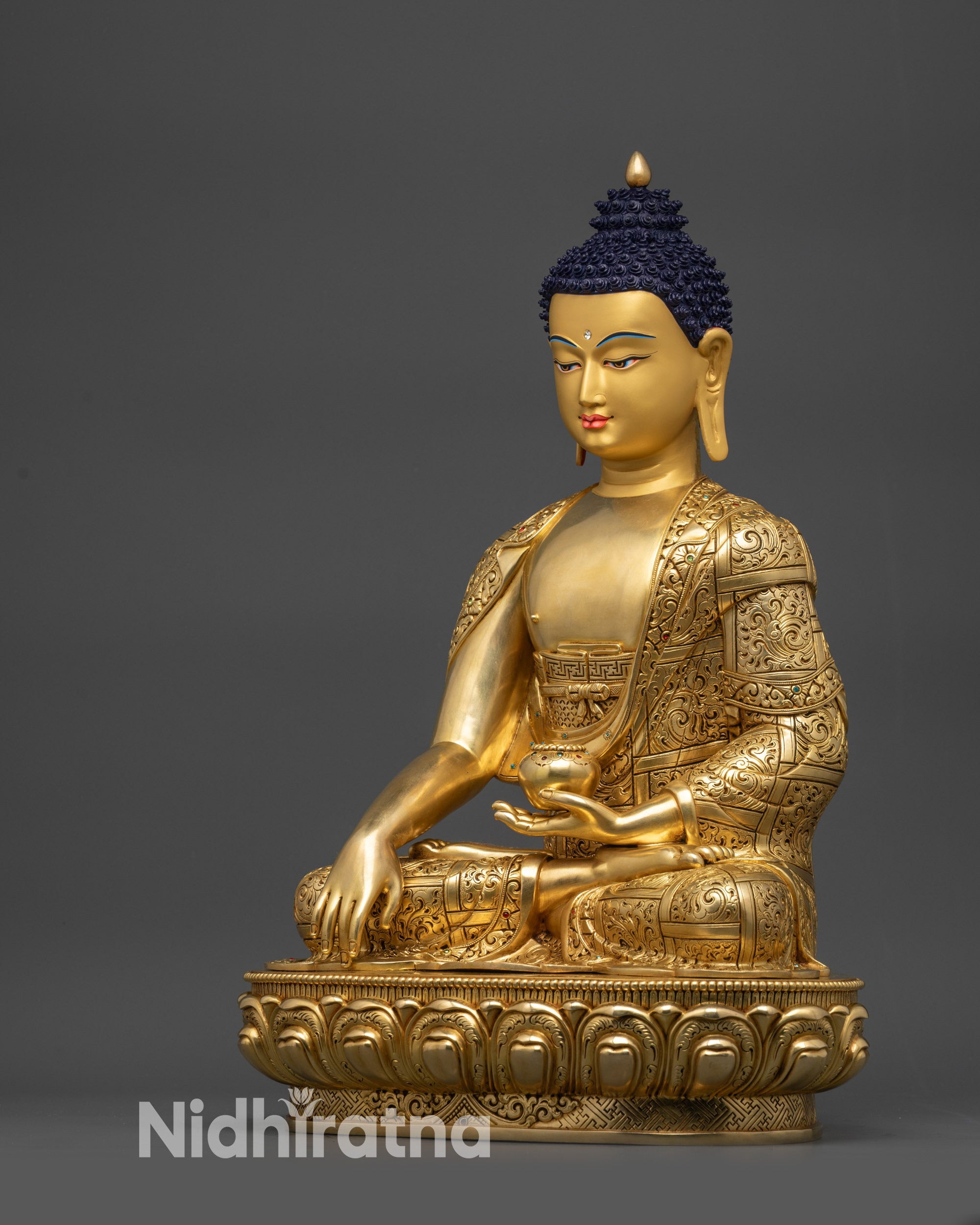 Embrace Enlightenment with Tathagata Buddha Statue | Buddhist Artwork