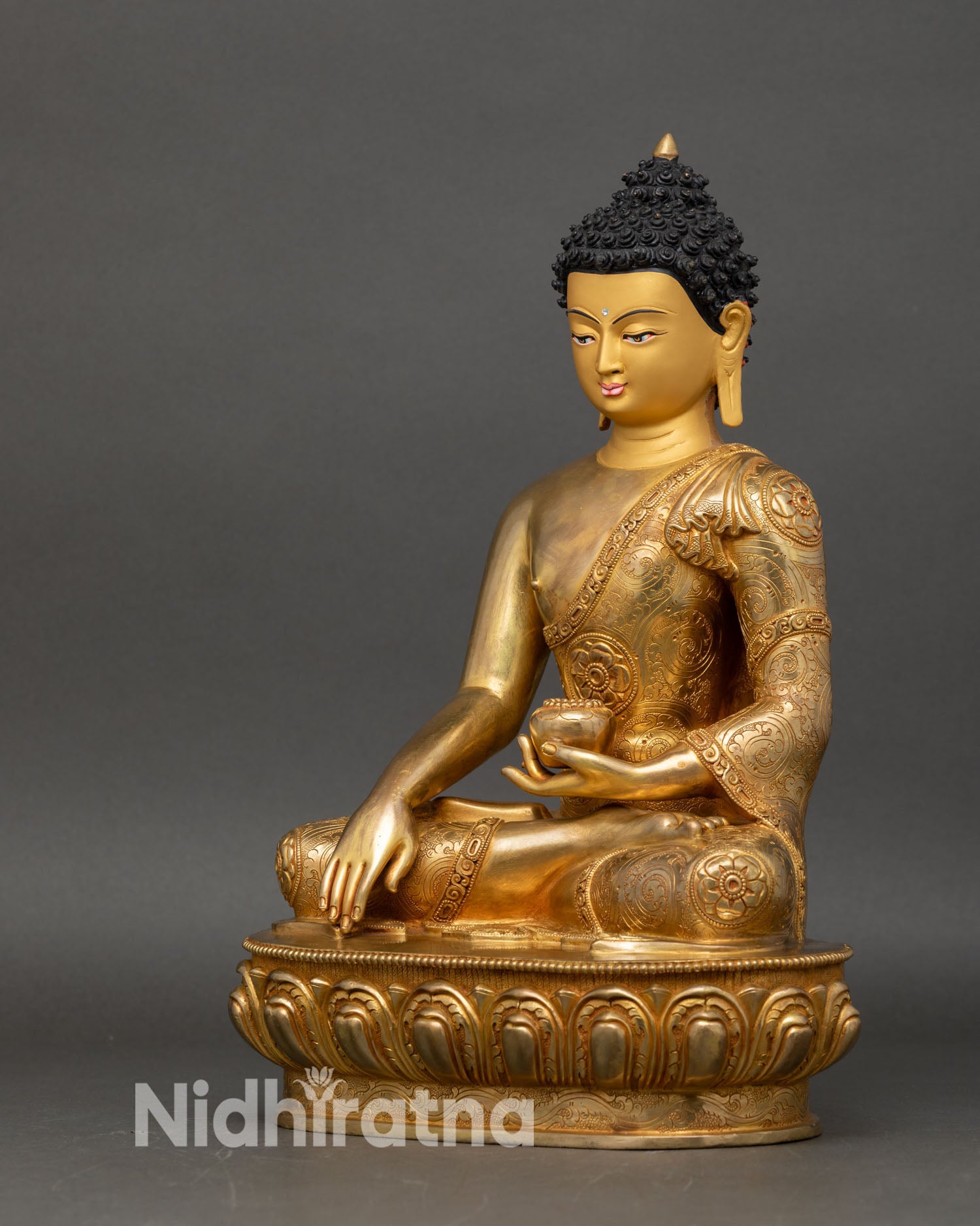 Buddha Shakyamuni – Handcrafted Copper Buddhist Sculpture