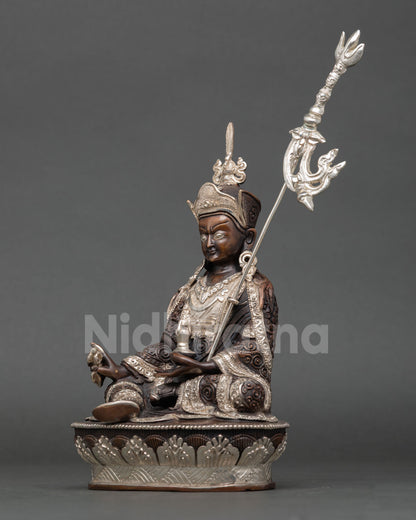 Guru Rinpoche Statue – Sacred Himalayan Art from Nepal