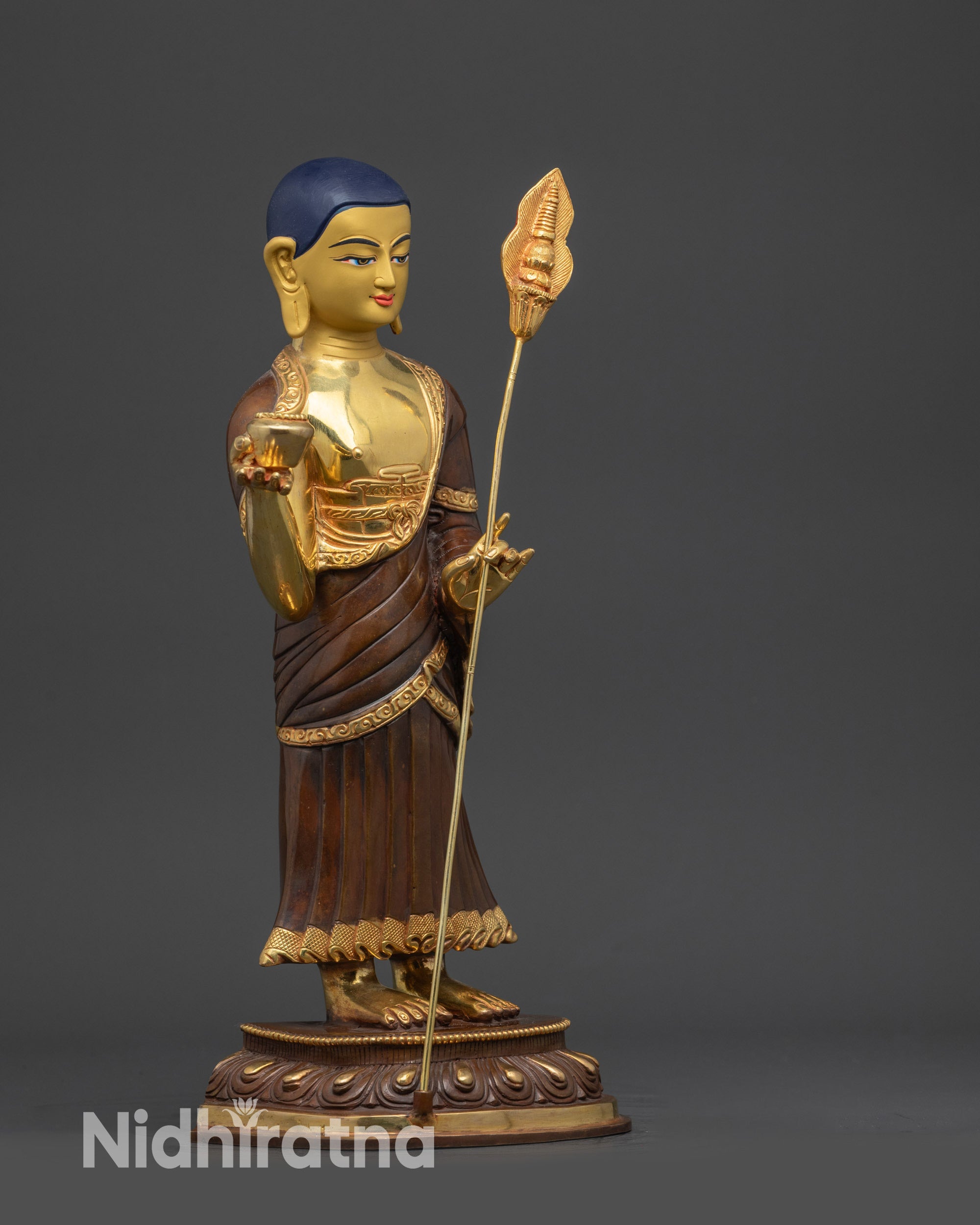 Buddha Shakyamuni with Disciples