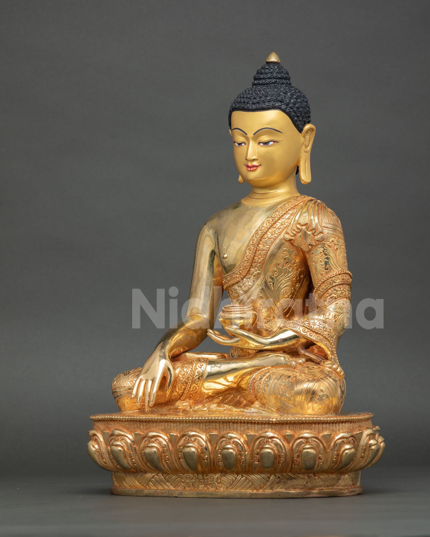 Buddha Shakyamuni Statue