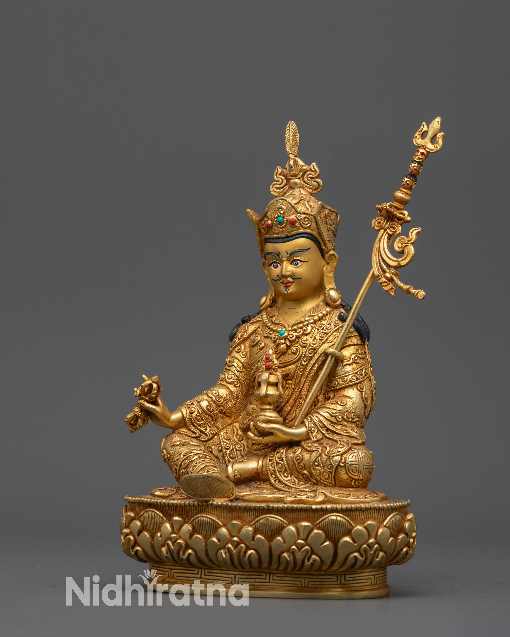 Guru Rinpoche Statue
