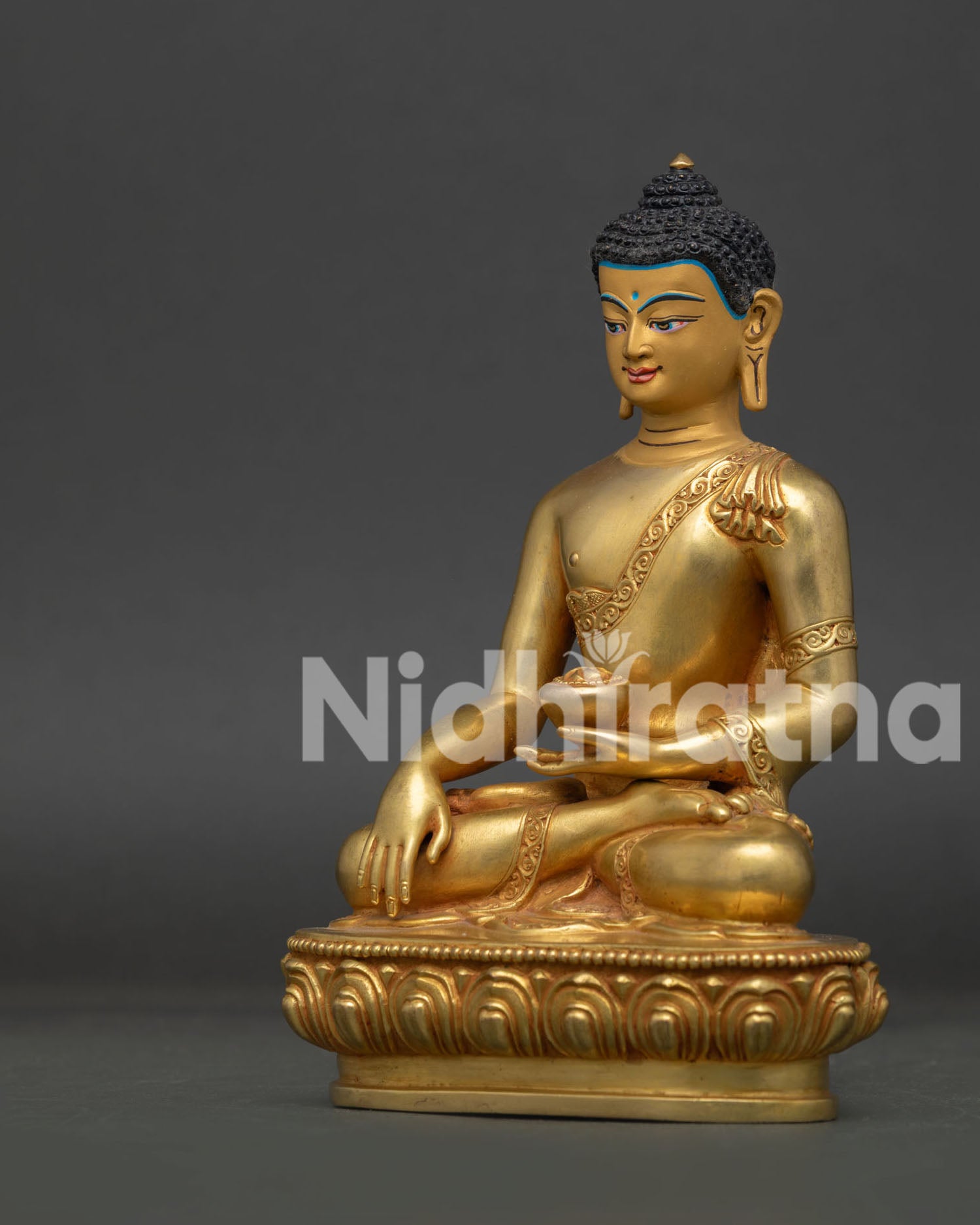 Buddha Shakyamuni Statue