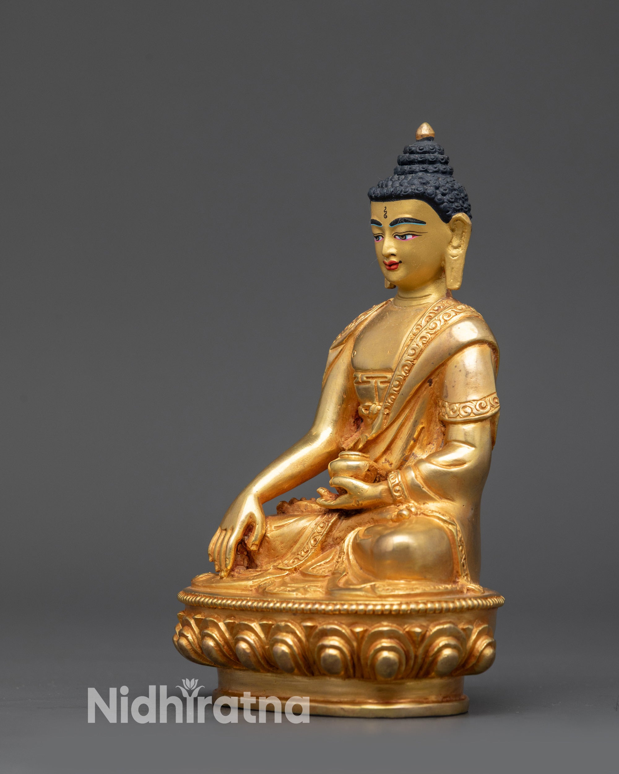 Buddha Shakyamuni Statue