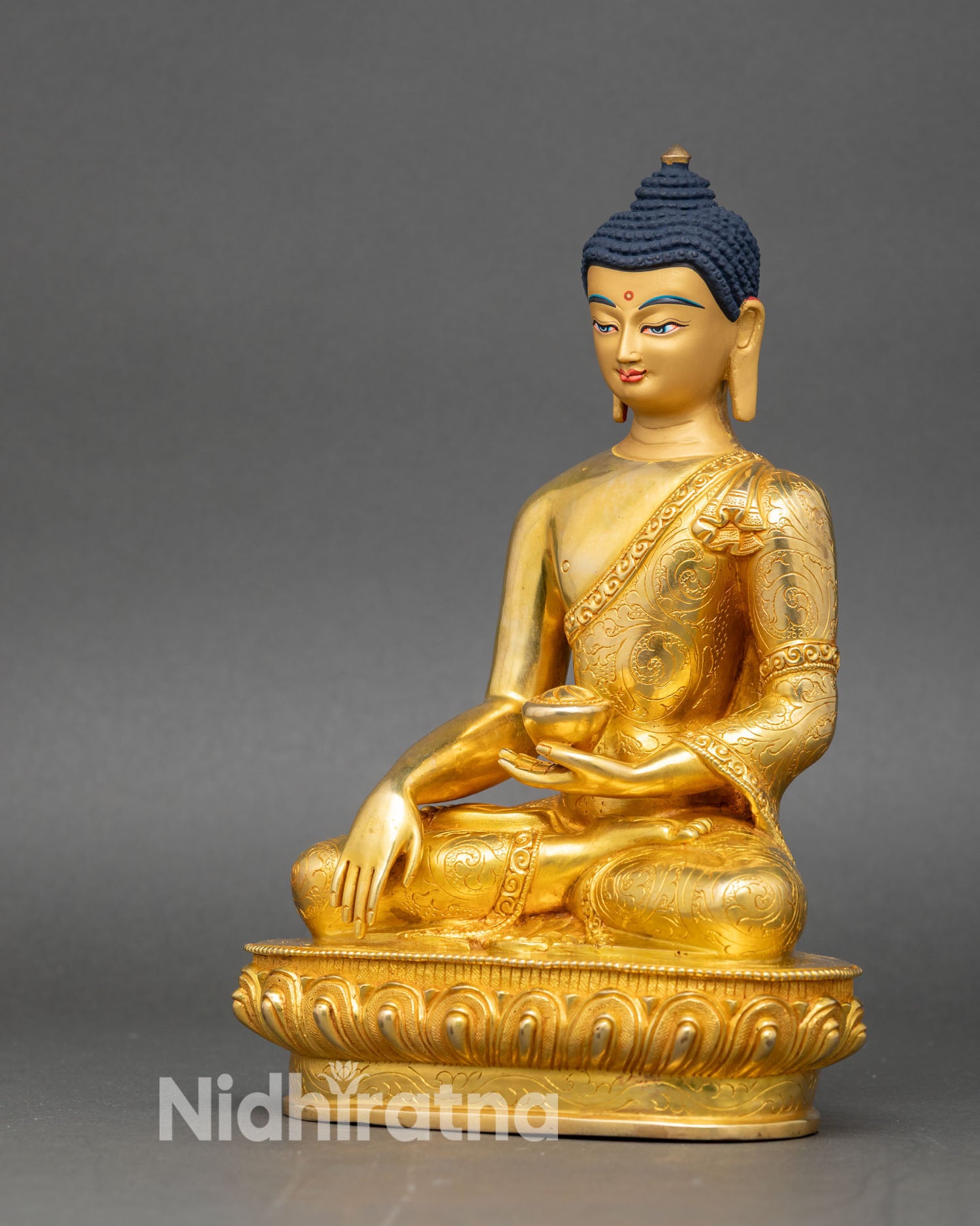 Siddhartha Gautama Buddha Statue | Symbol of Enlightenment