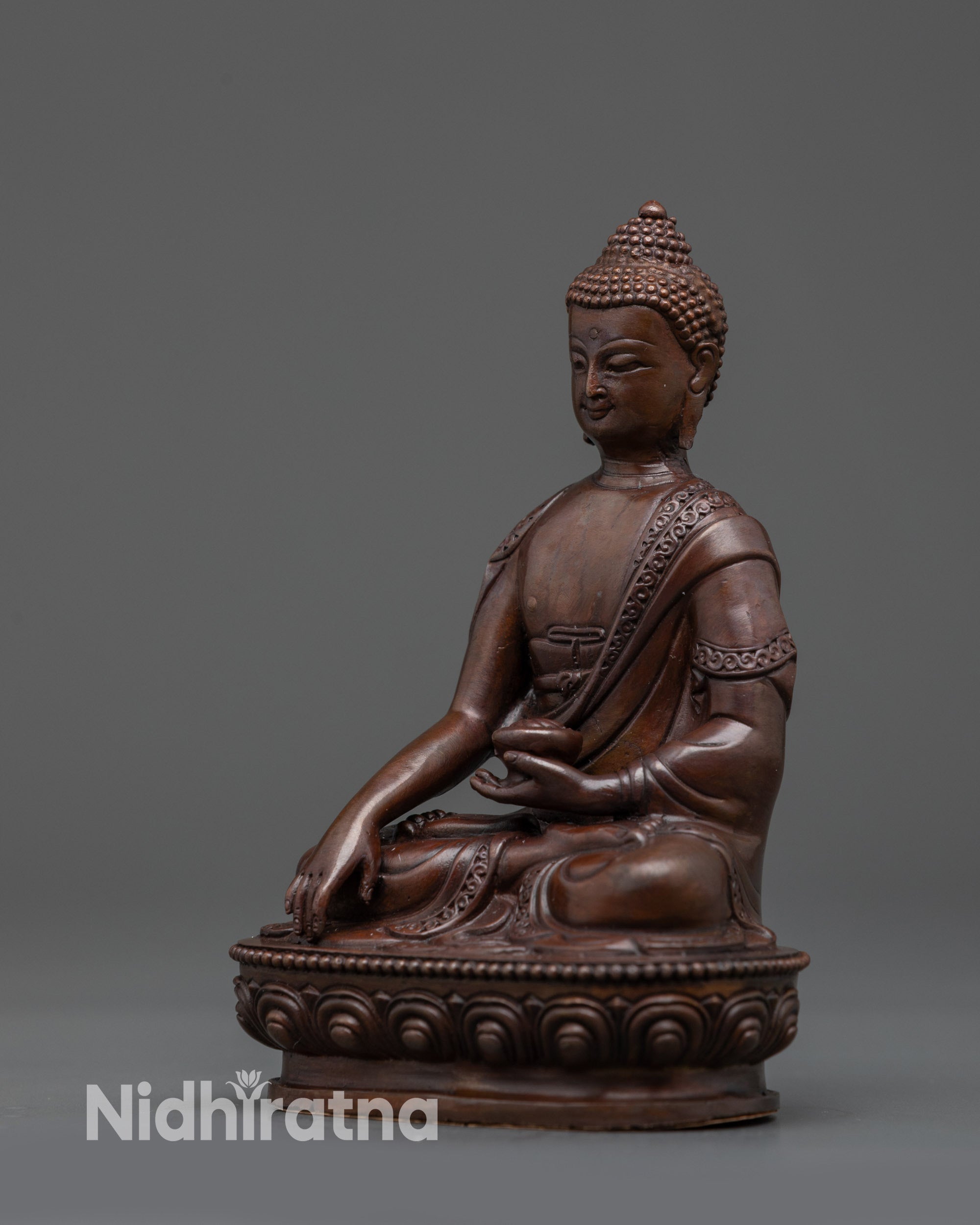 Buddha Shakyamuni Statue