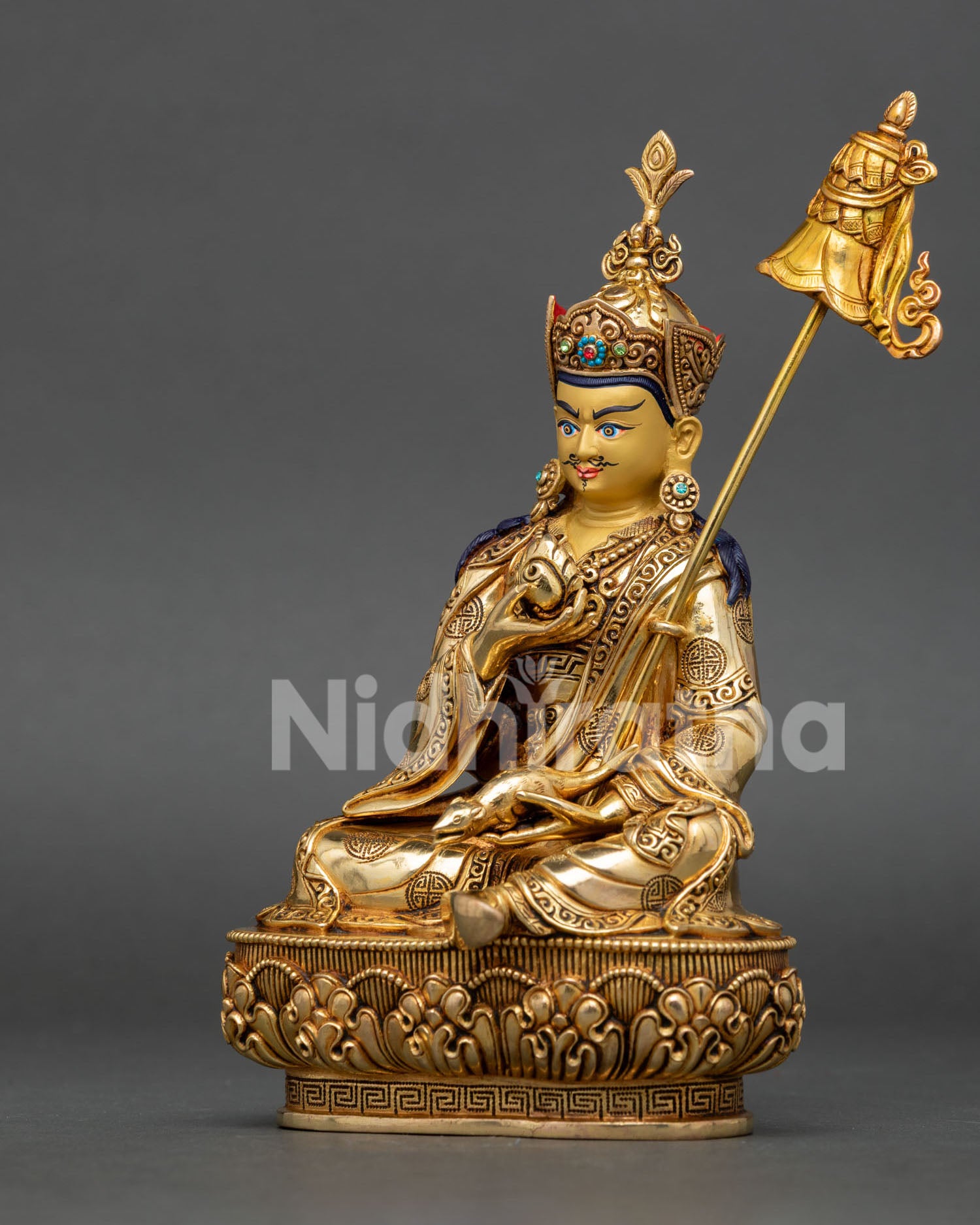 Guru Norla Statue