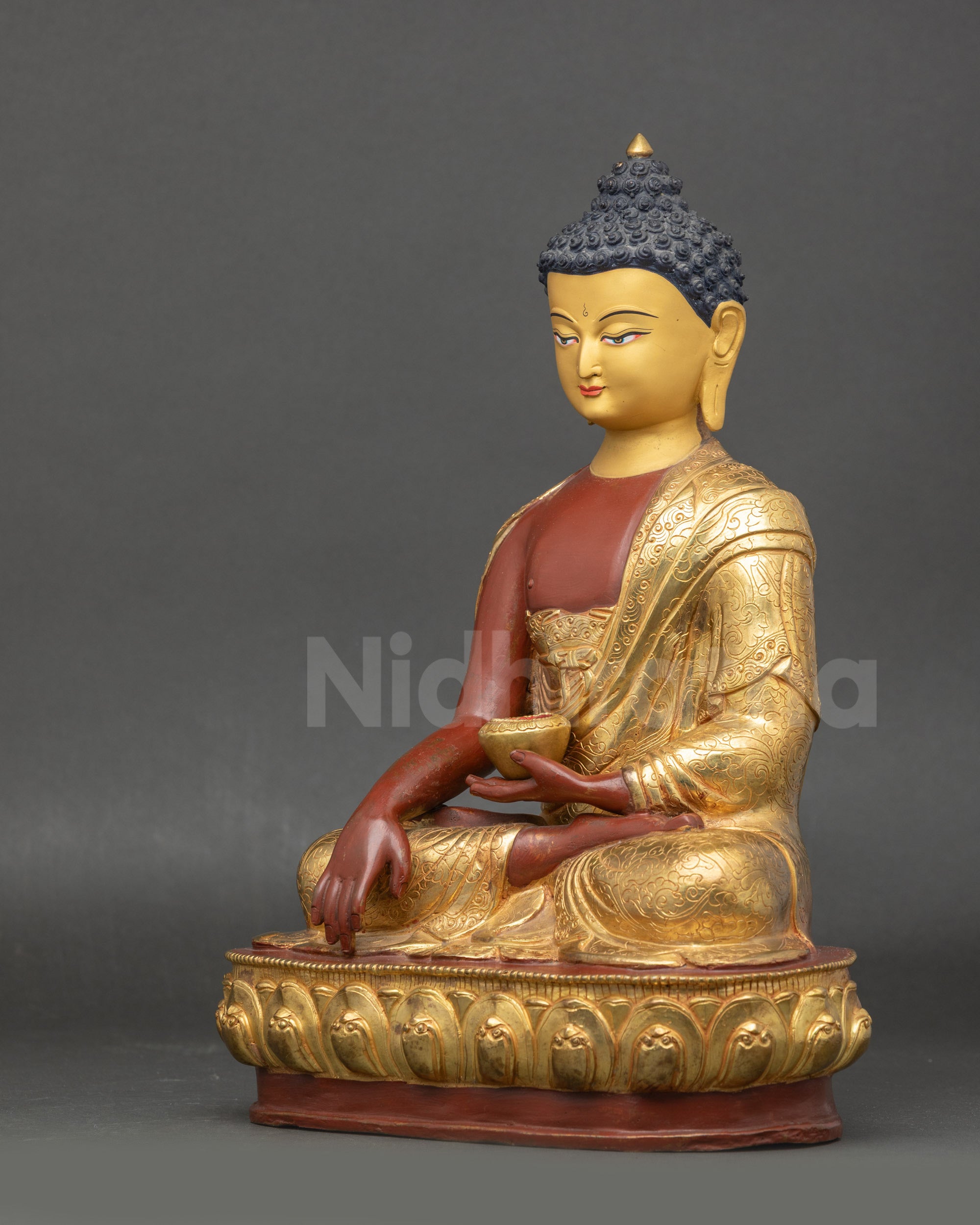 Buddha Shakyamuni Statue