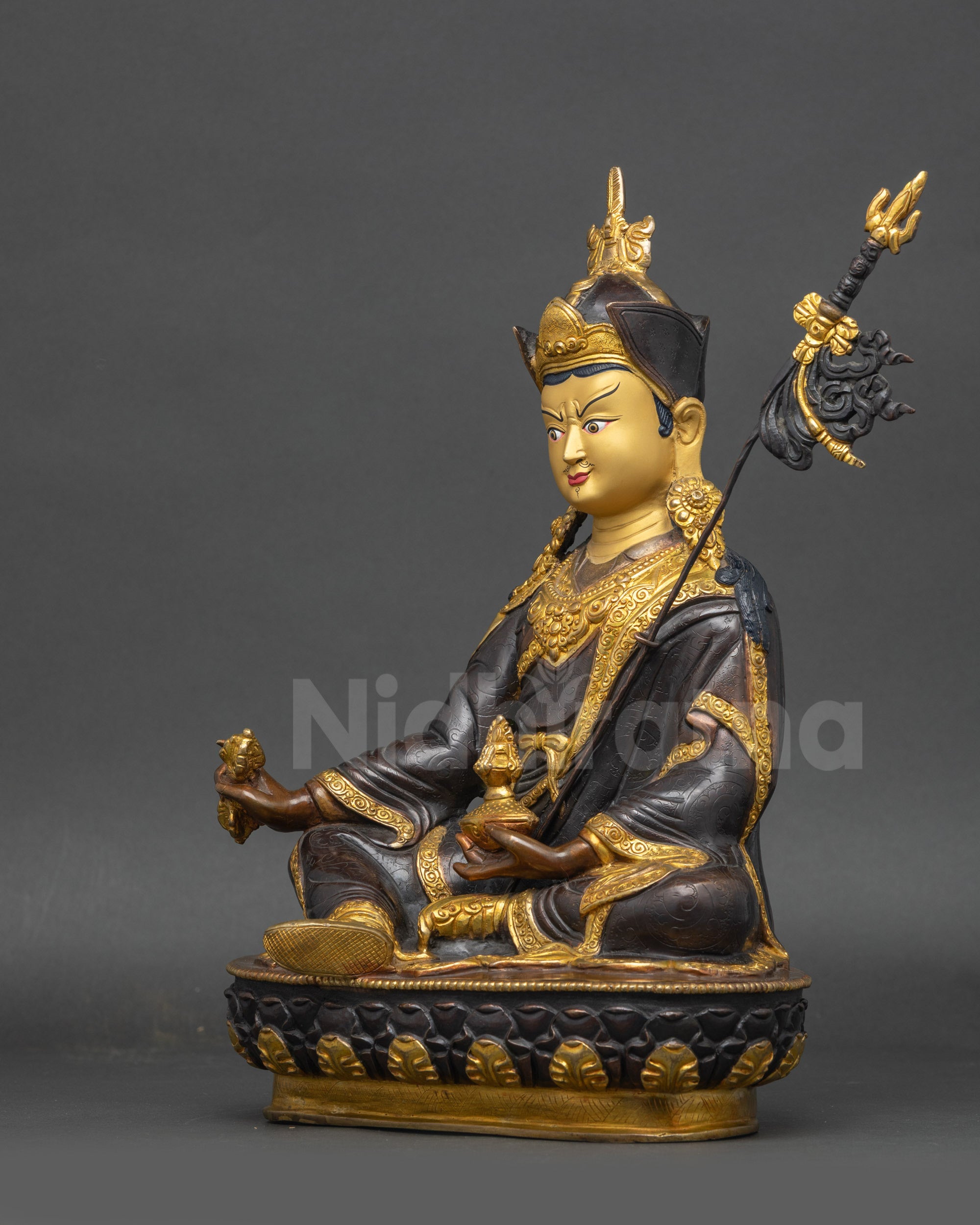 Guru Rinpoche Statue