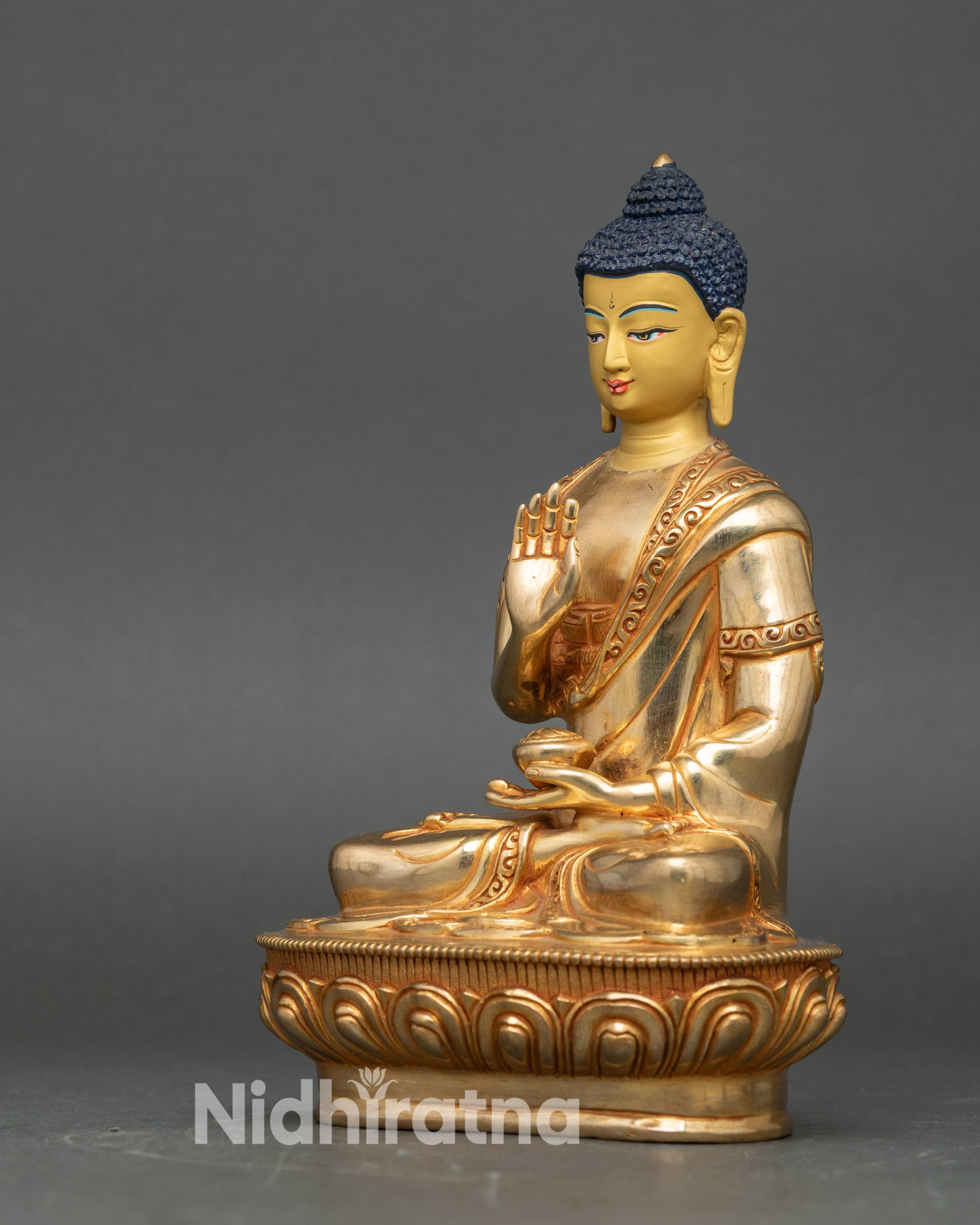 Amoghashidhi Statue - A Symbol of Protection and Enlightenment