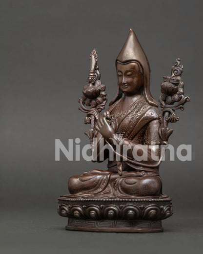 Tsongkhapa Statue