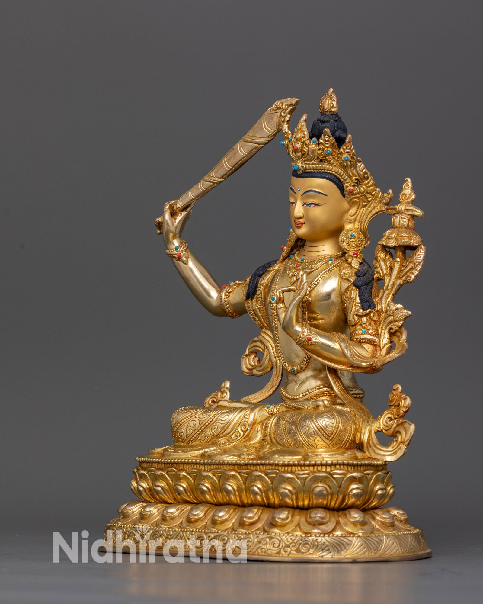 Manjushri Statue: Embodying the Wisdom of Enlightenment