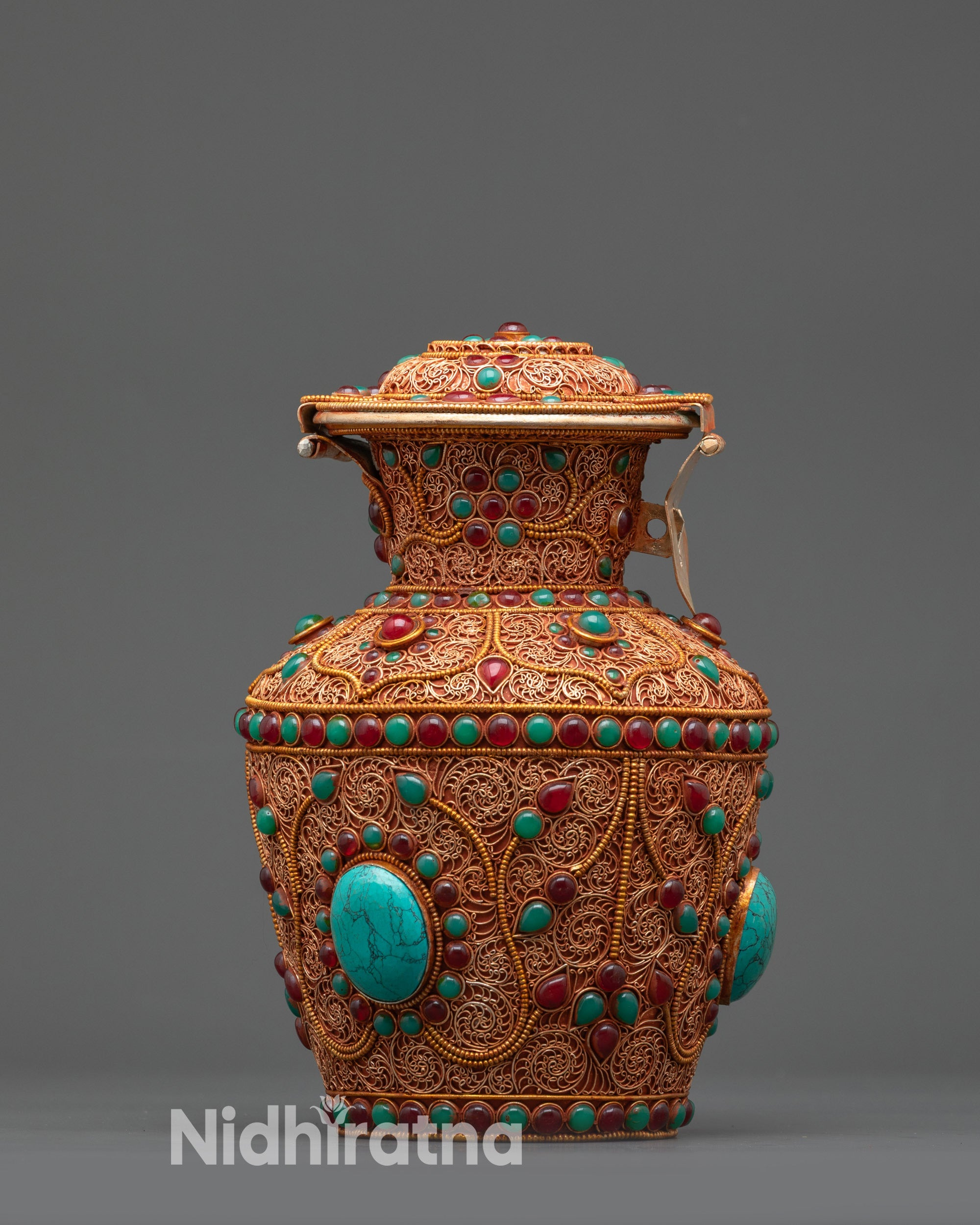 Treasure Vase