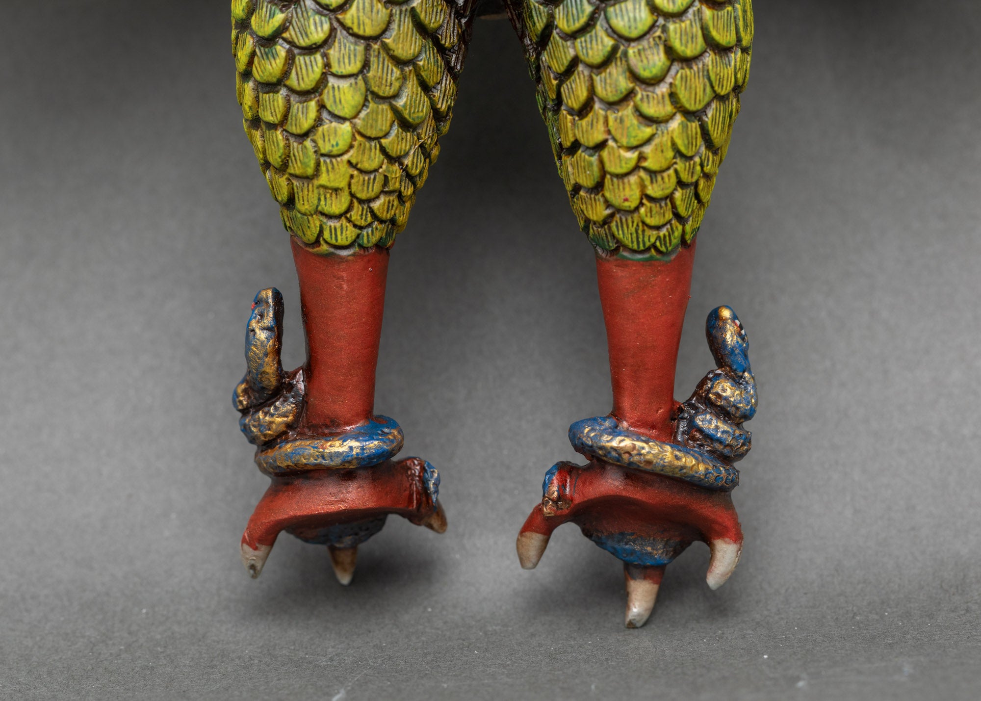 Divine Garuda Bird Statue for Courage and Victory